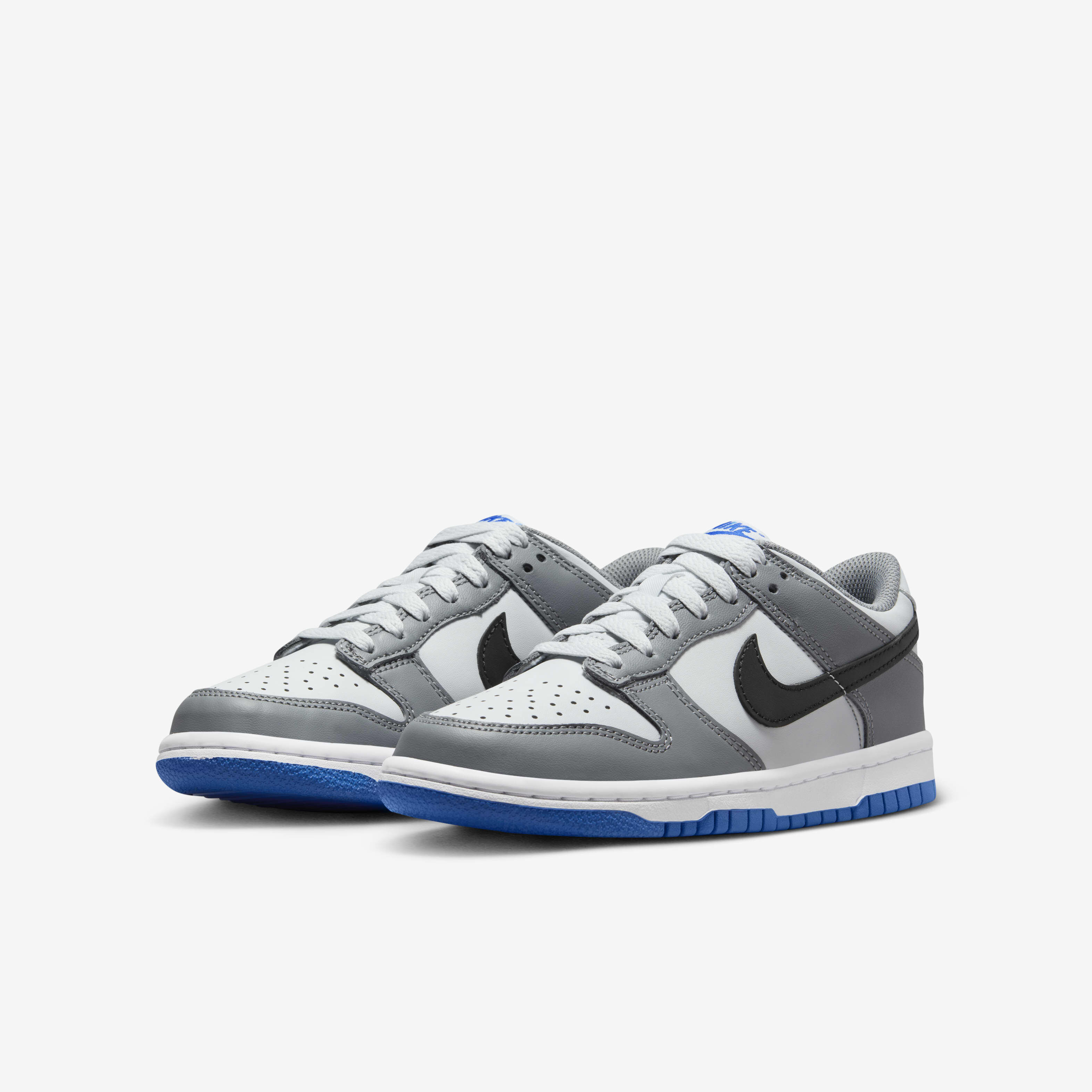 Nike Dunk Low image number 4