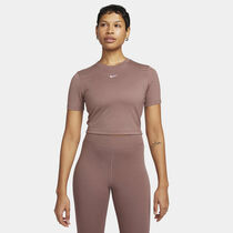 Nike Sportswear Essential