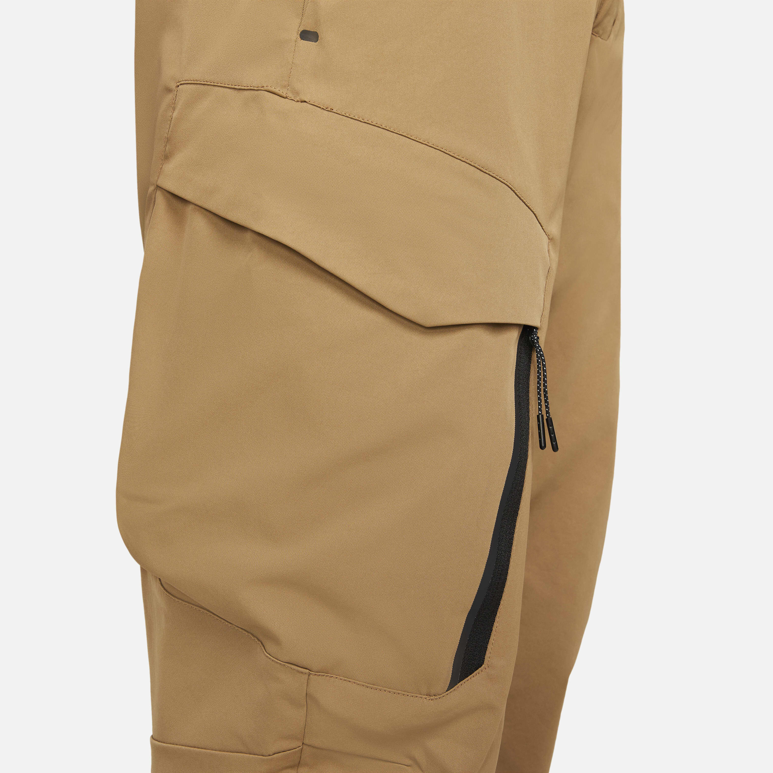 Nike Sportswear Tech Essentials image number 4