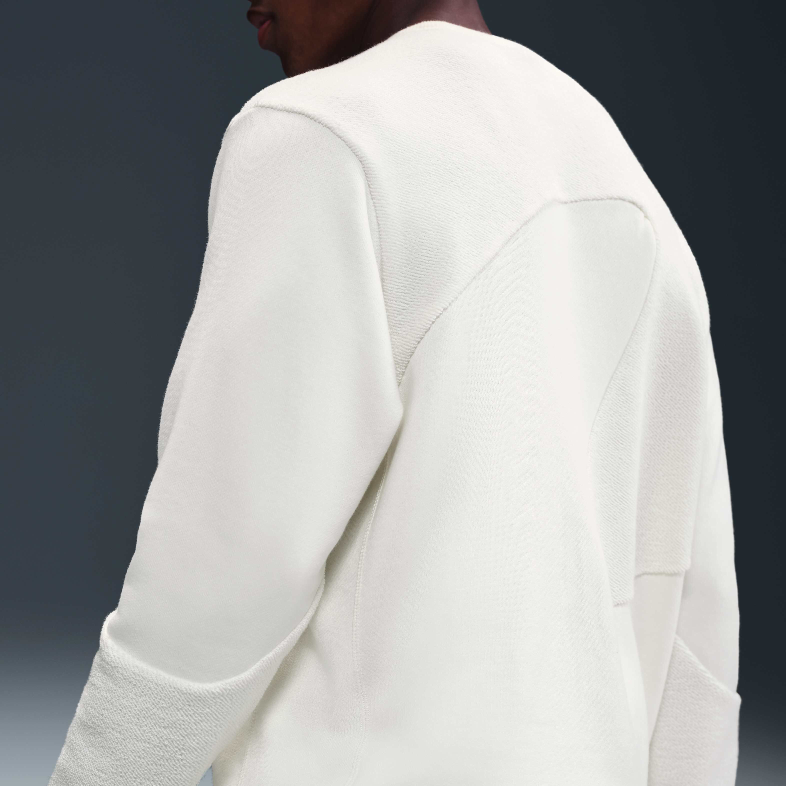 Giannis Standard Issue image number 1