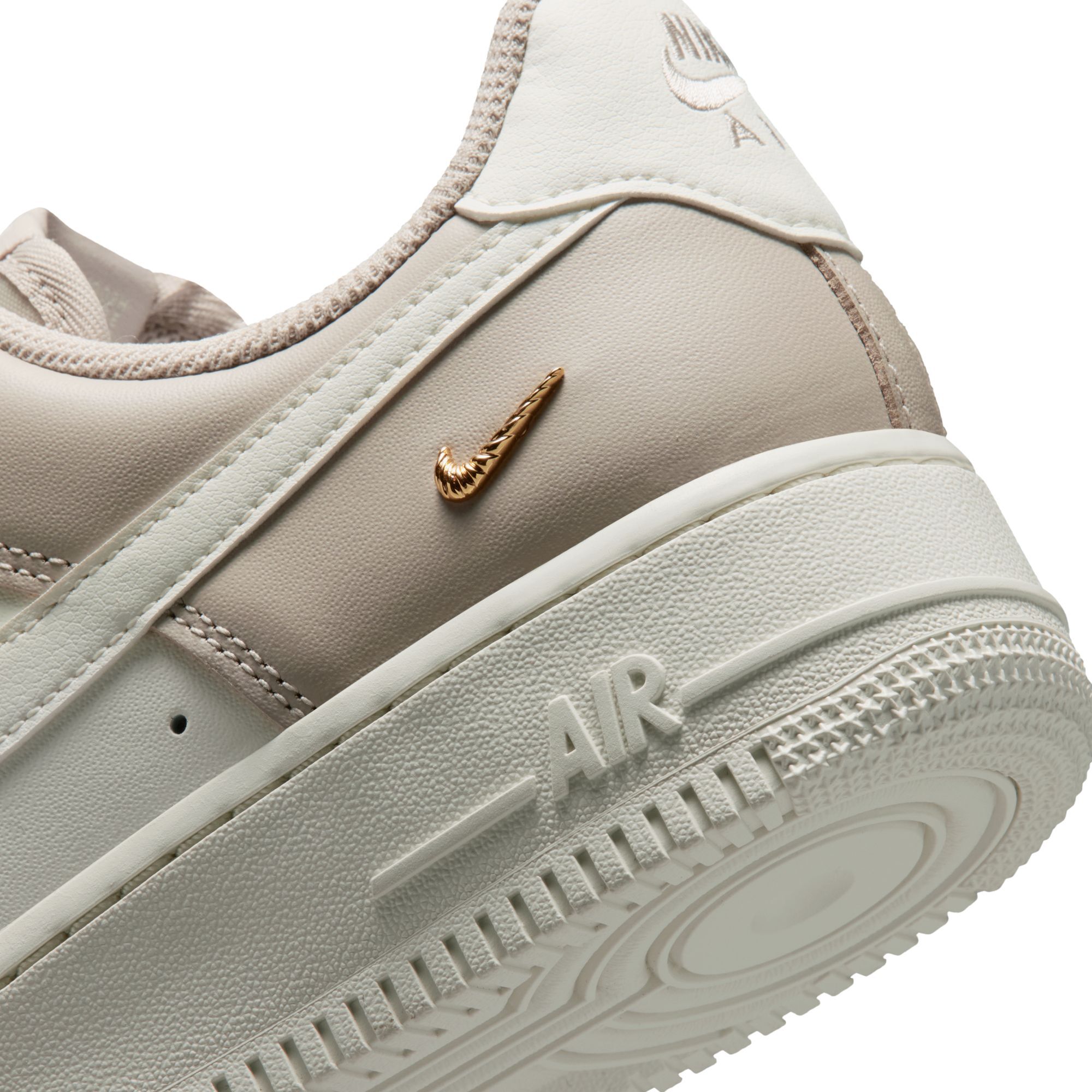 Nike Air Force 1 '07 image number 8