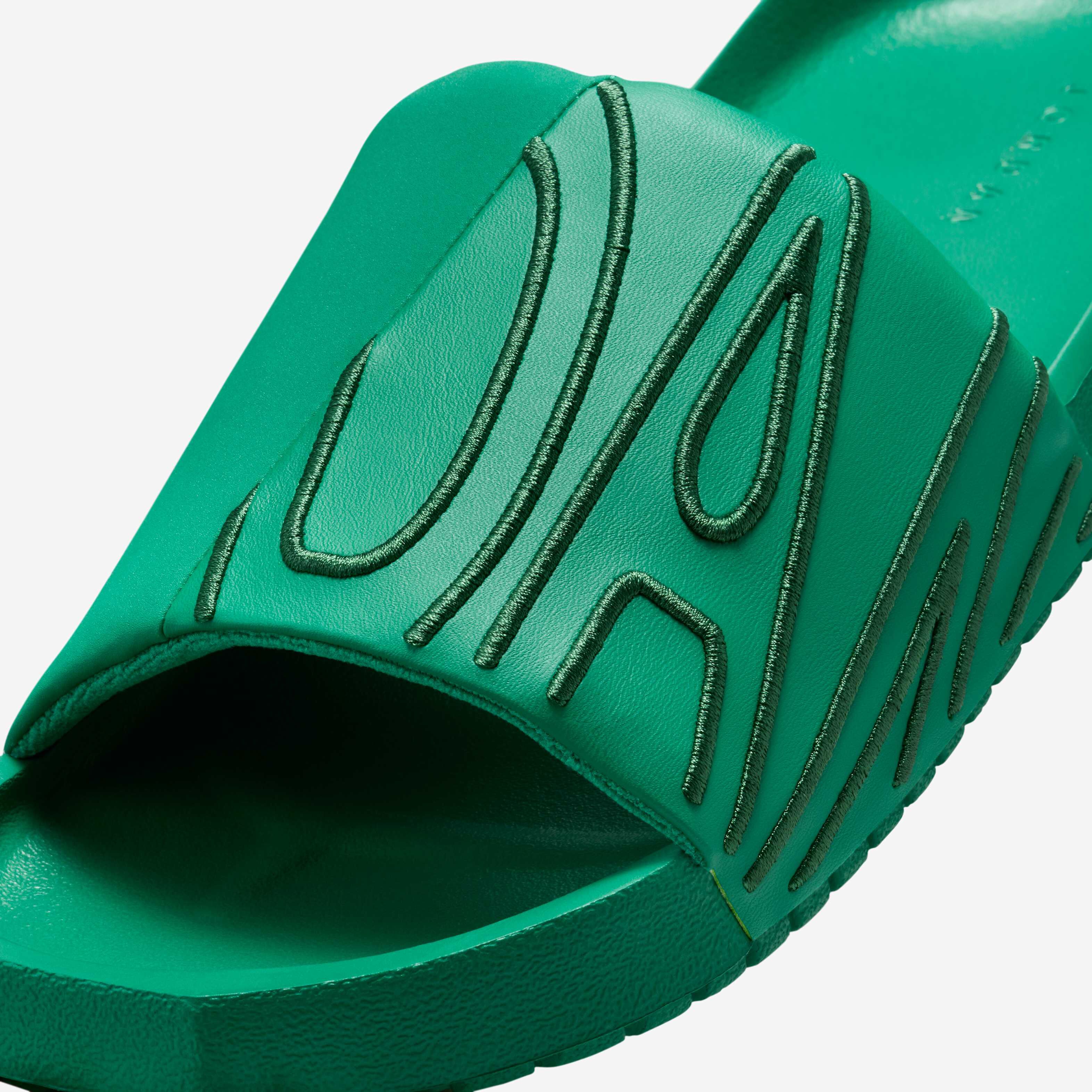 جوردن نولا image number 5