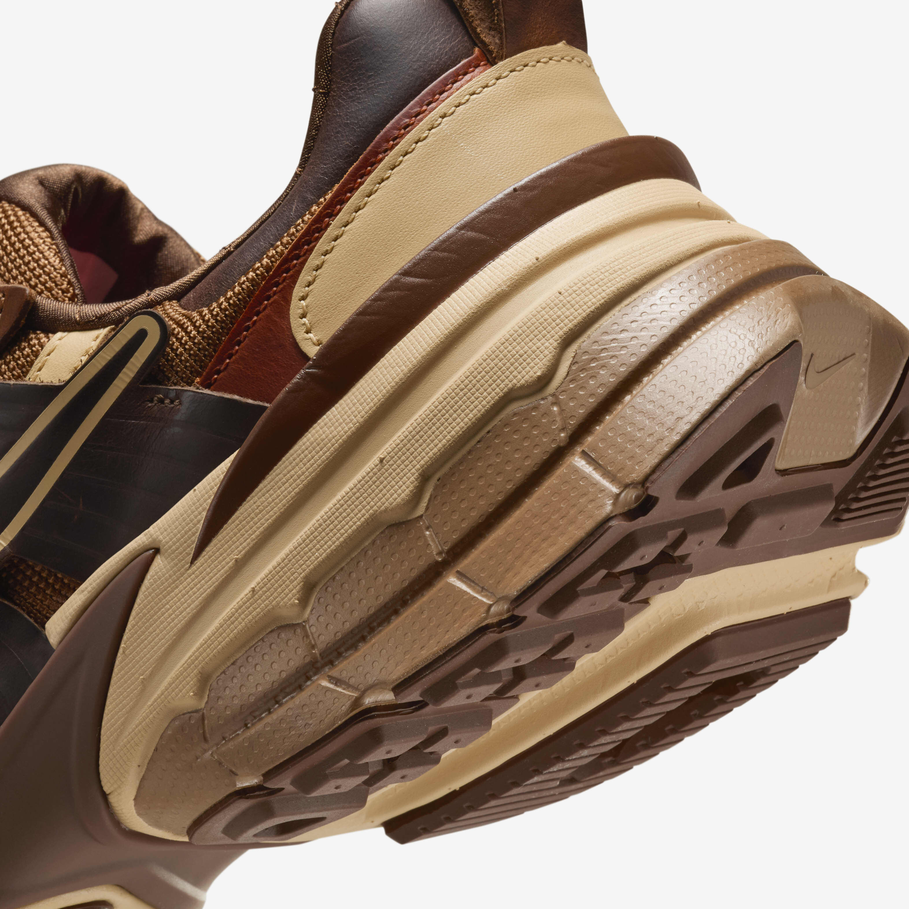 Nike V2K Run image number 7
