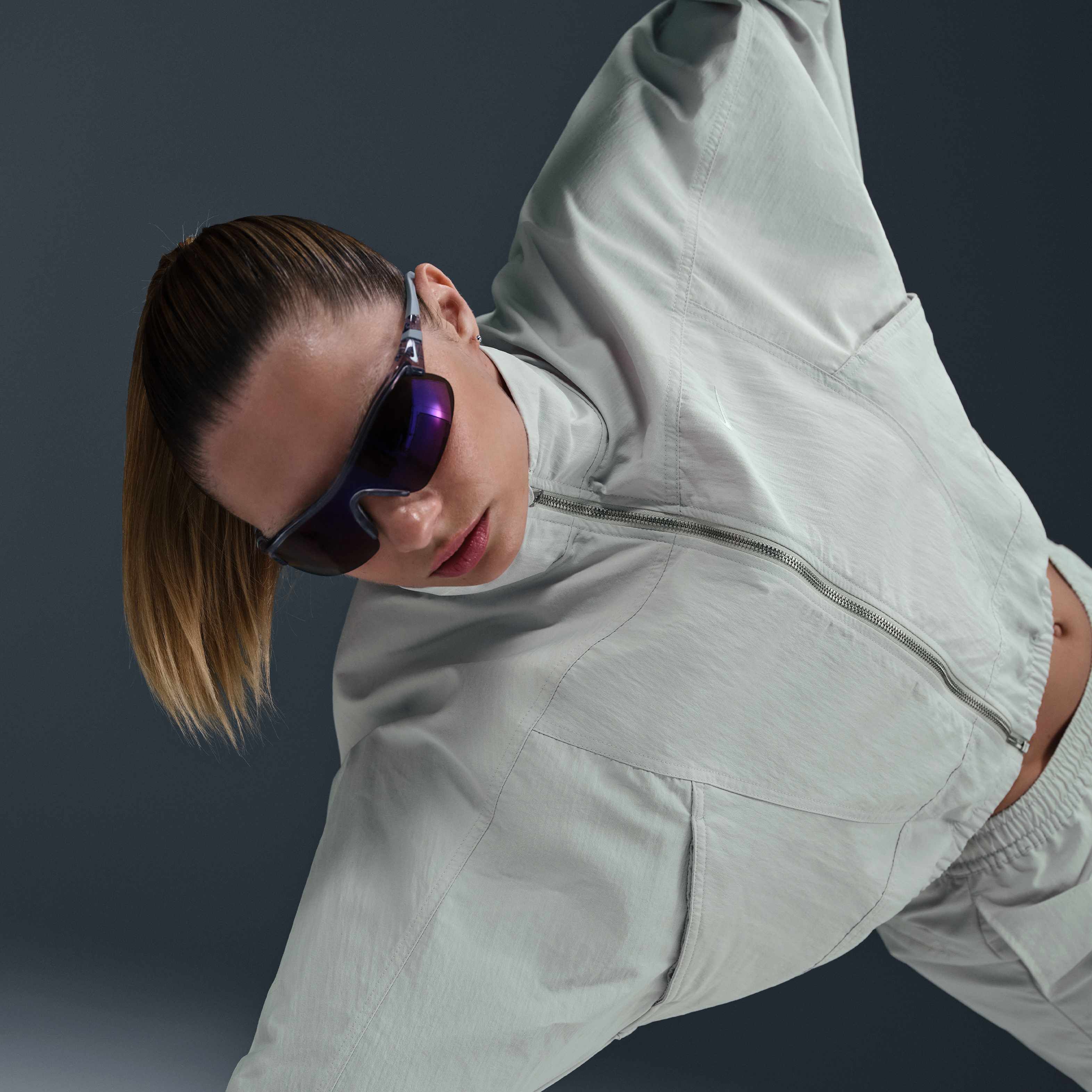 نايكي سبورتسوير ايفريثنج ووفنز image number 2