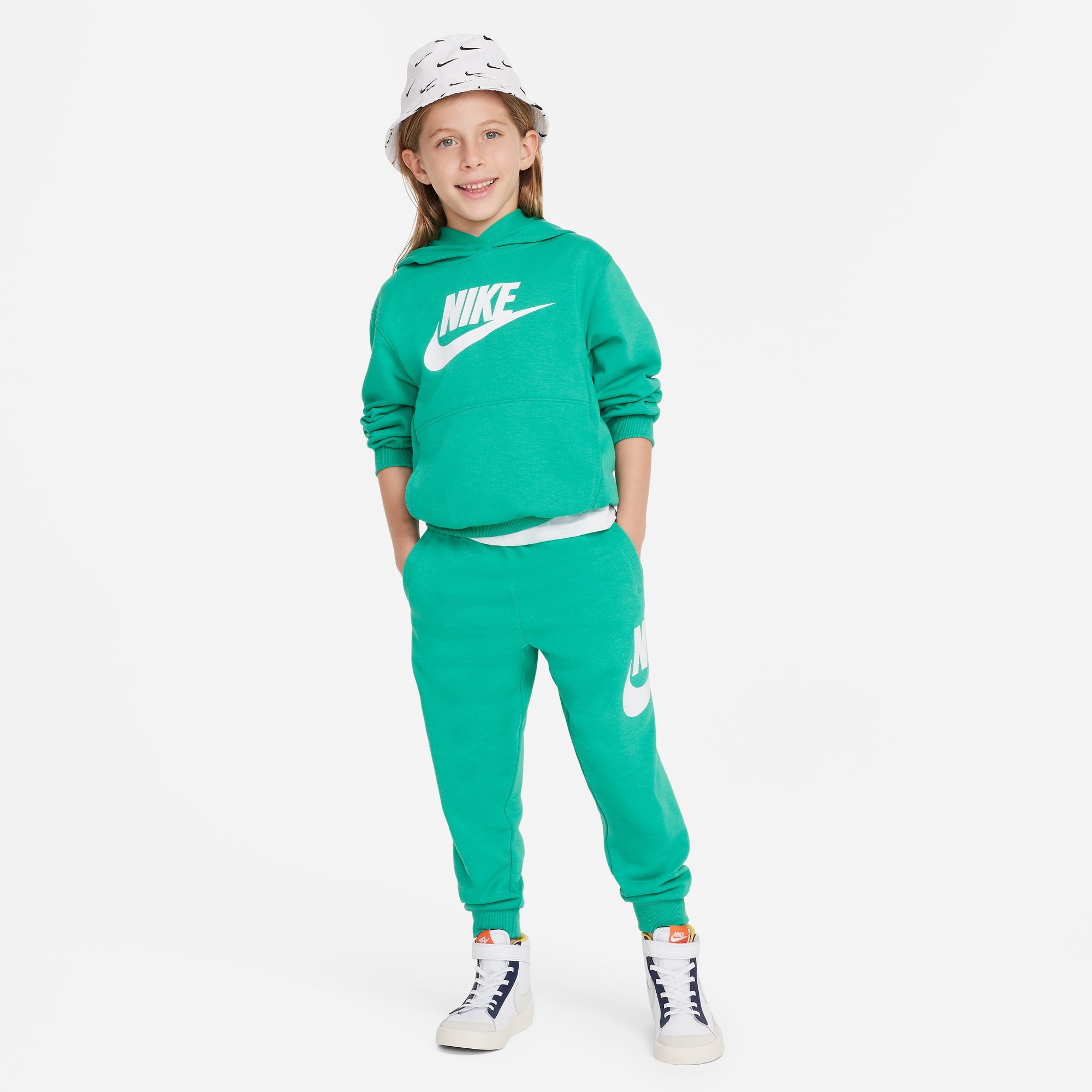 بلوفر نايكي سبورتسوير كلوب فرينش تيري image number 3