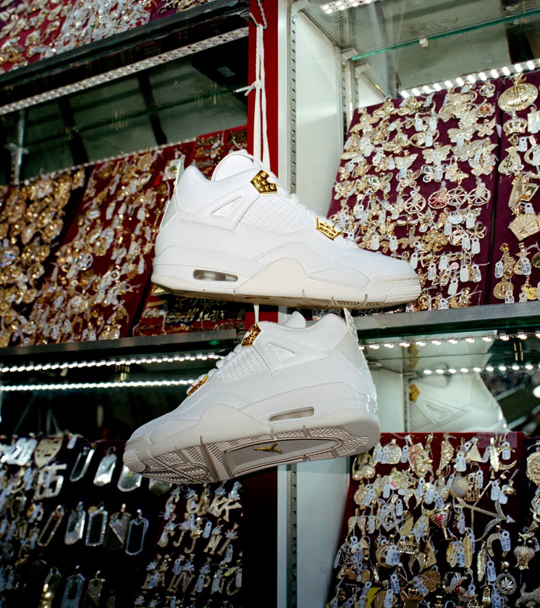 Air Jordan 4 Retro 'Orchid' image number 6