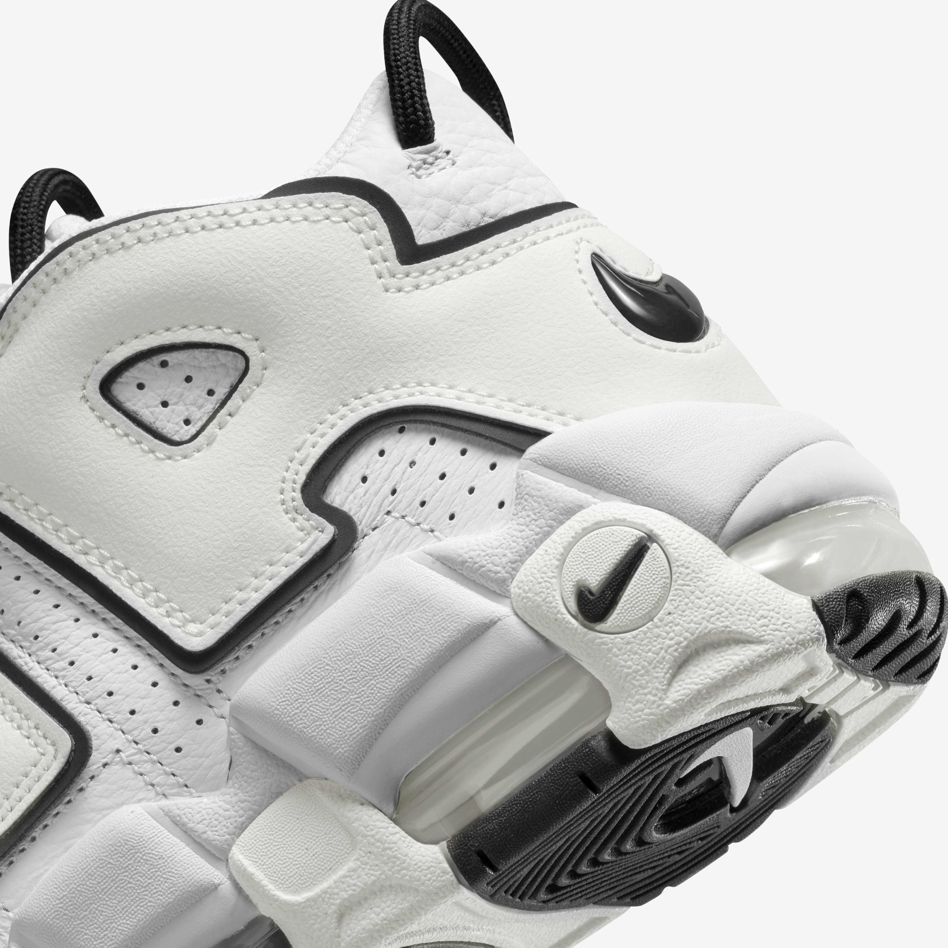 Nike Air More Uptempo image number 7