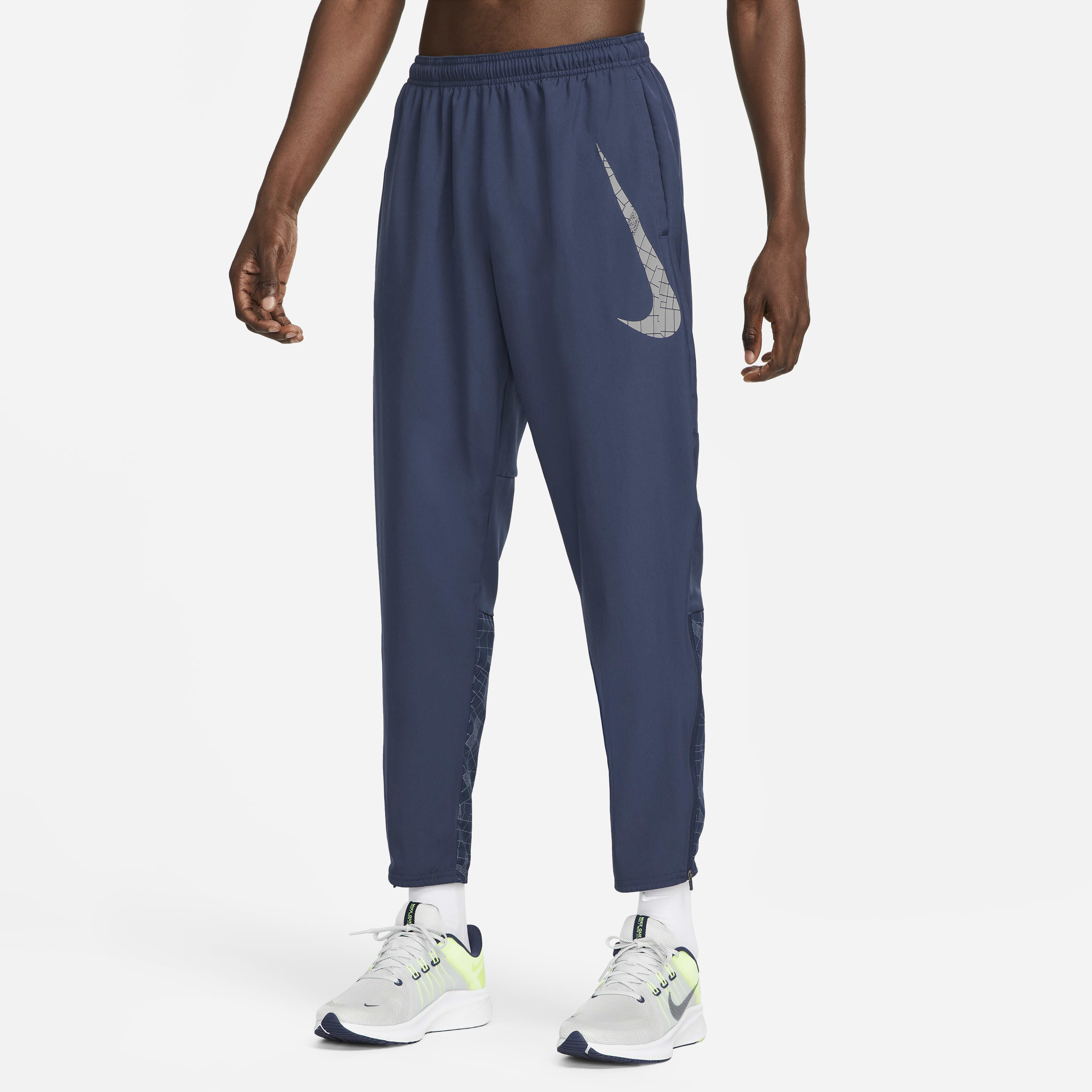 Nike Dri-FIT Run Division Challenger image number 0