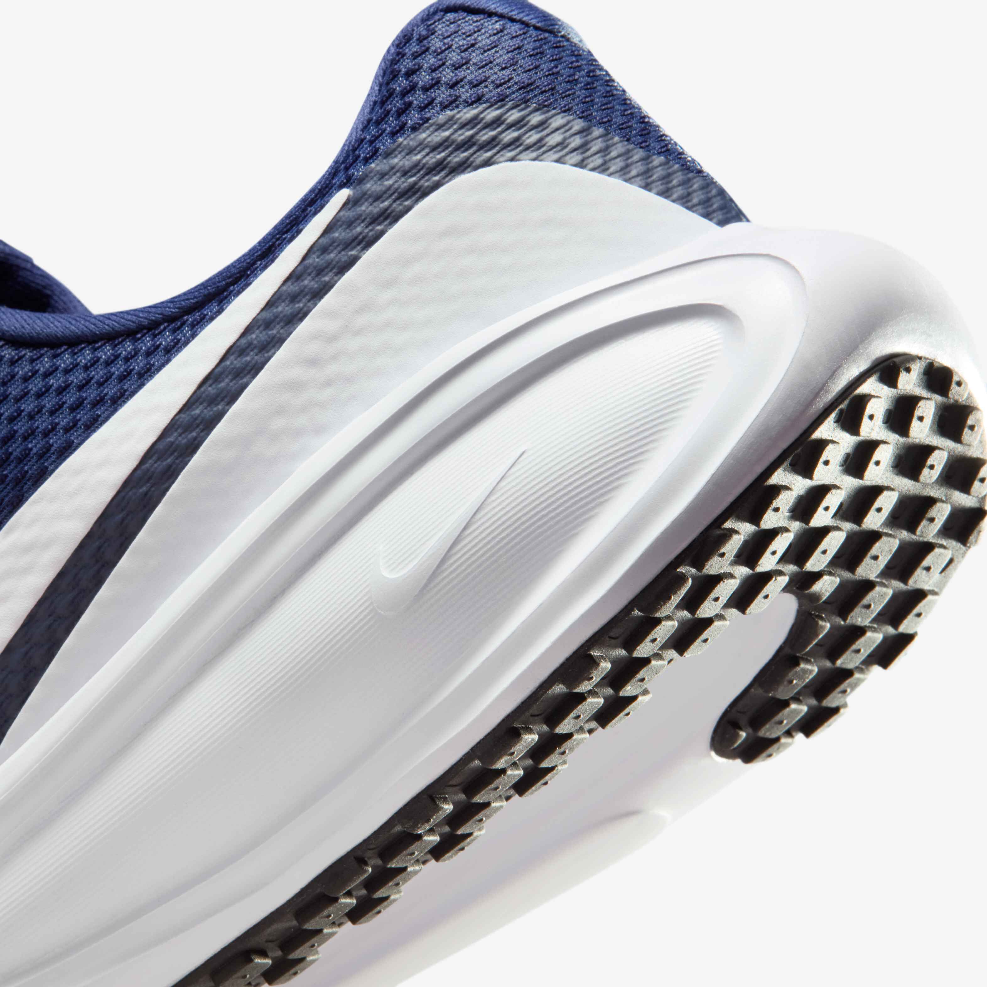 Nike Revolution 8 image number 7