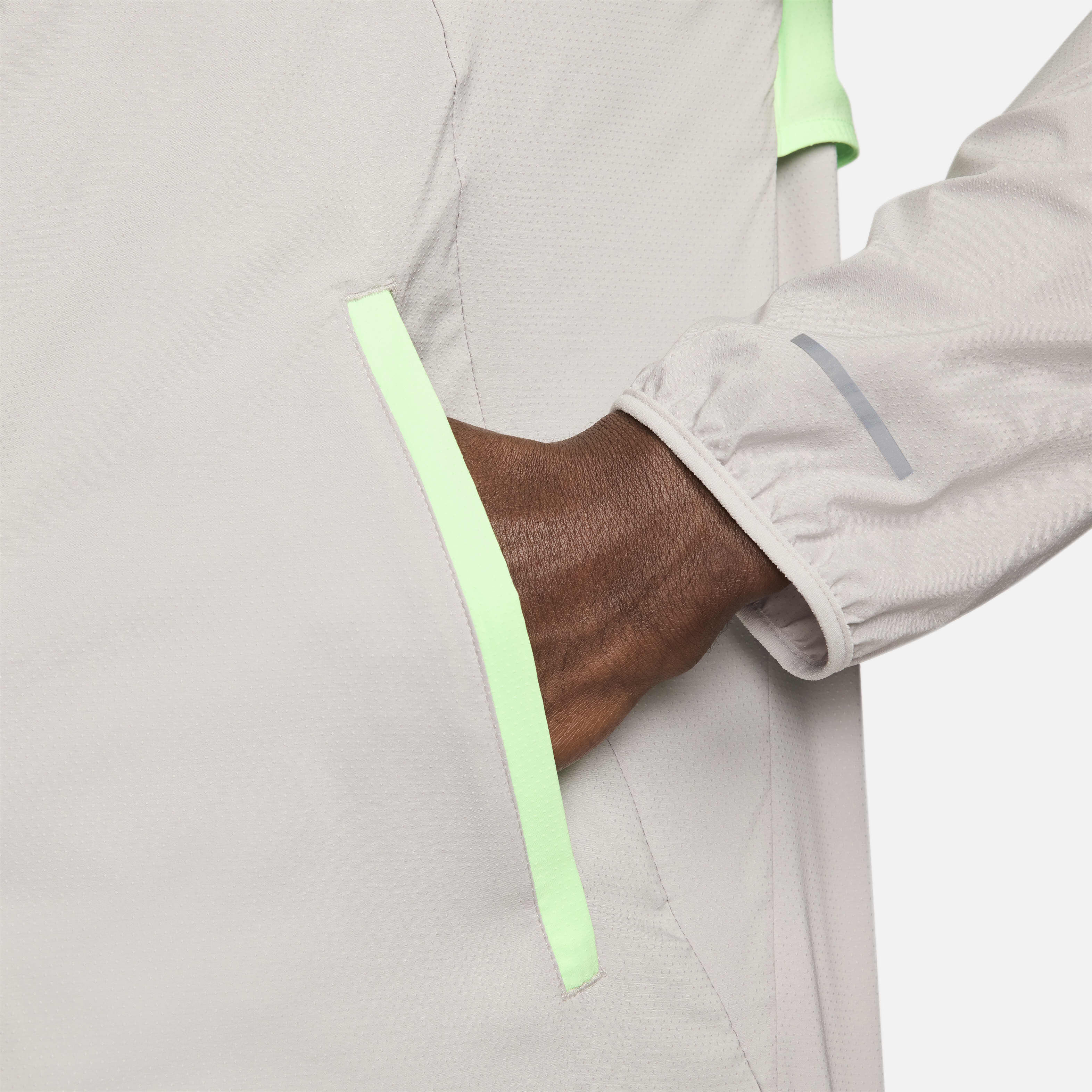 Nike Windrunner image number 3