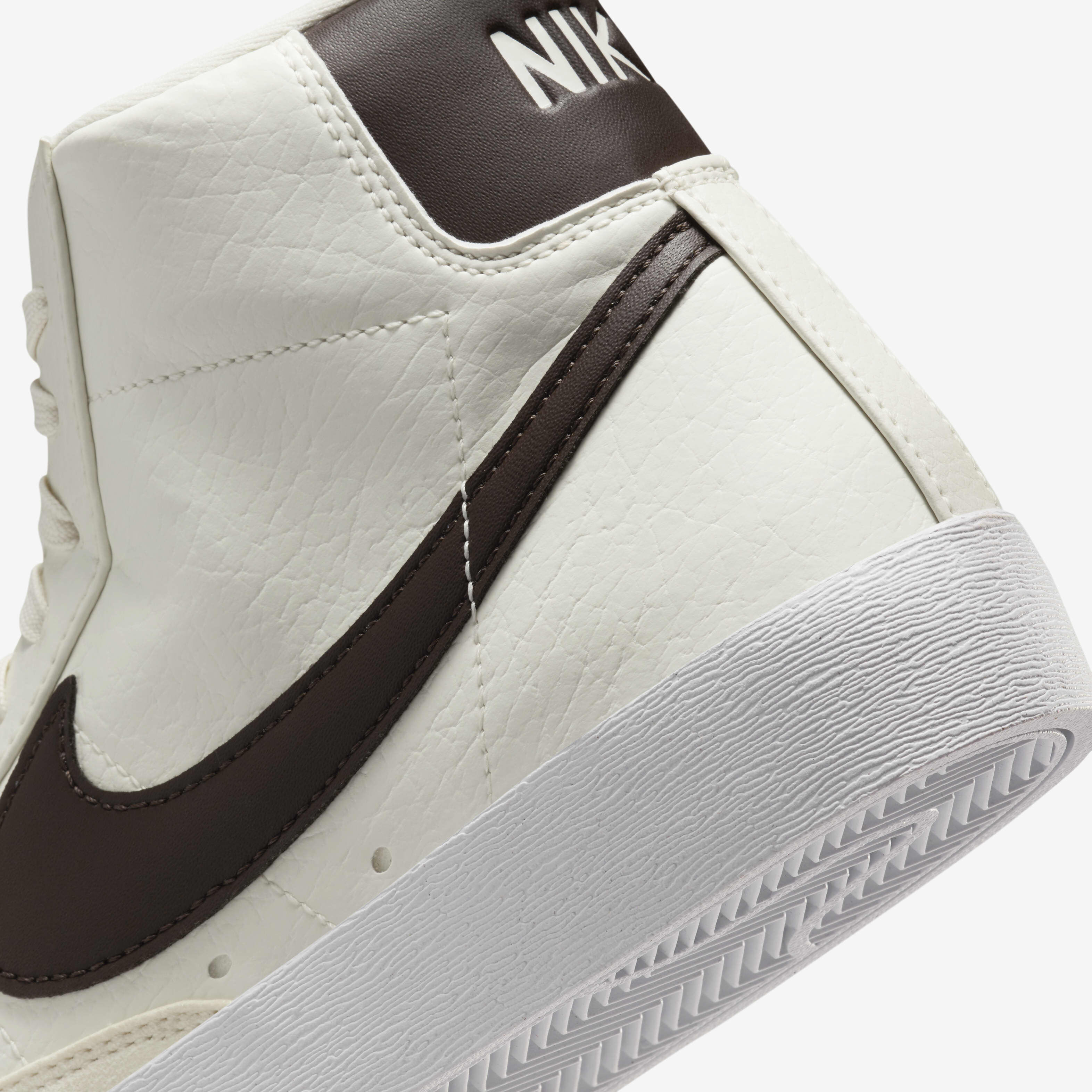 Nike Blazer Mid '77 image number 7