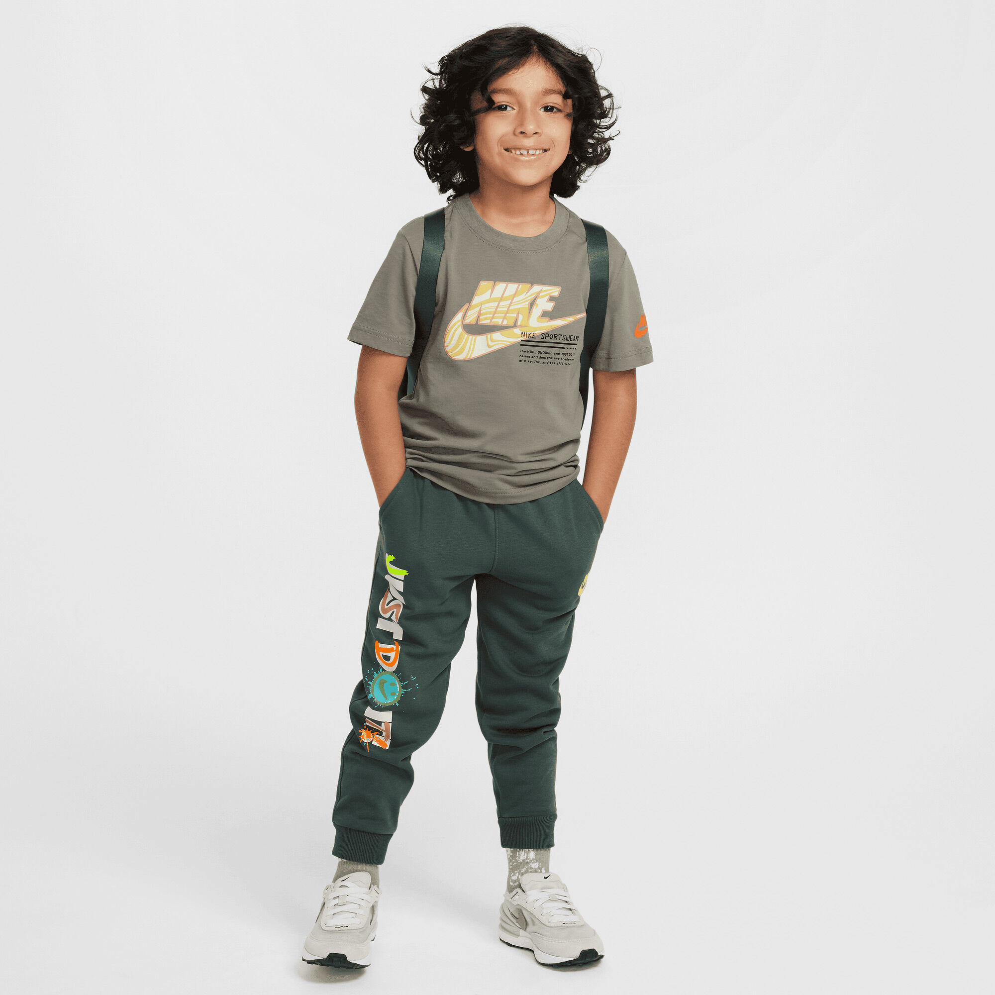 Nike Sportswear "Express Yourself" image number 5