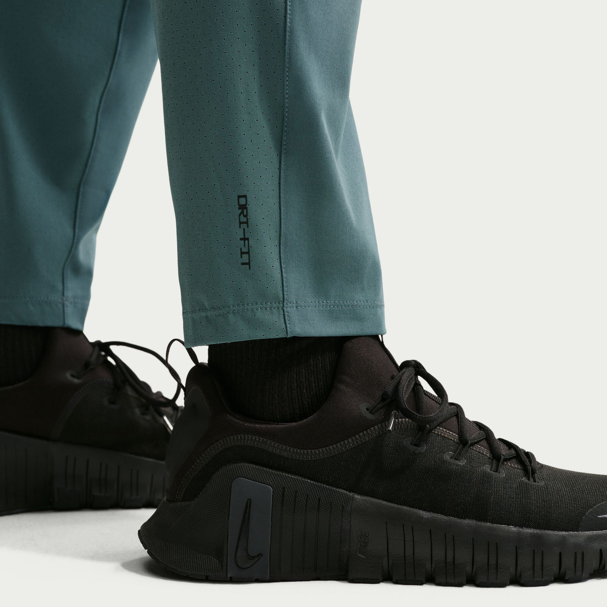 نايكي برو للتمرين image number 5