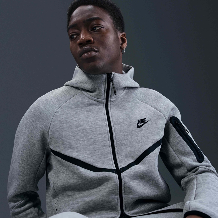 Nike Tech image number 2 Nike Tech image number 2
