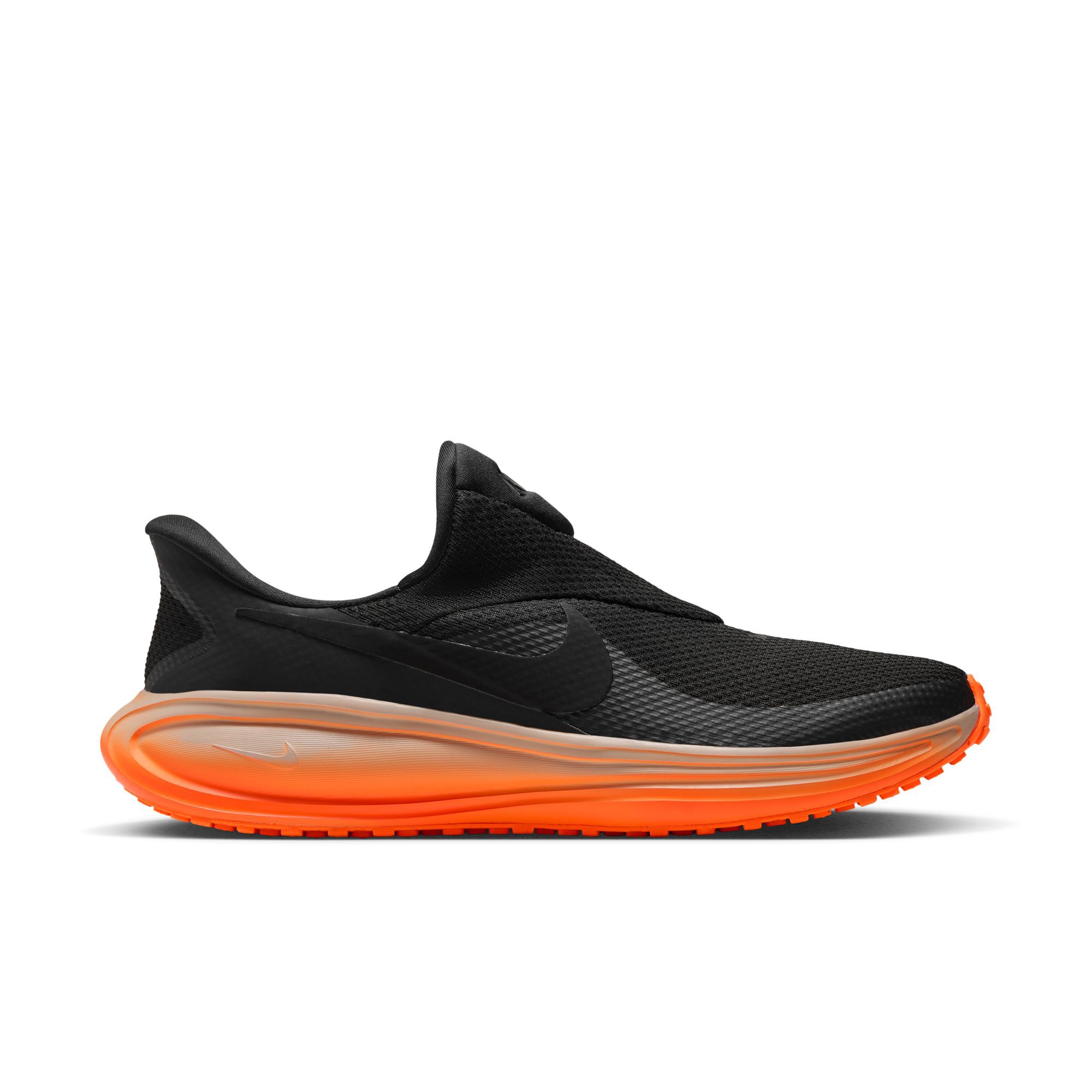 Nike Revolution 8 EasyOn image number 5