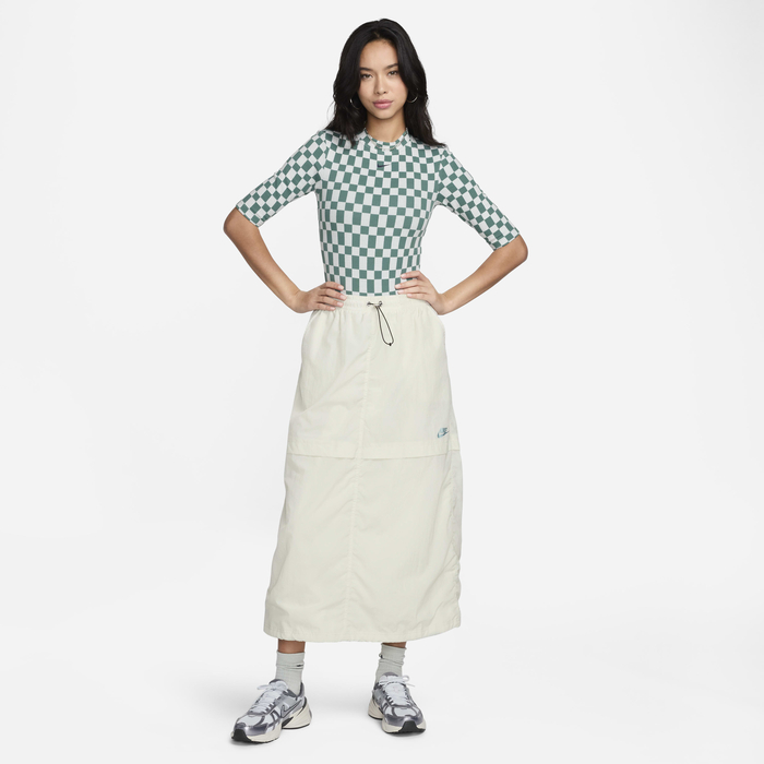 Nike Sportswear Collection image number 4 Nike Sportswear Collection image number 4