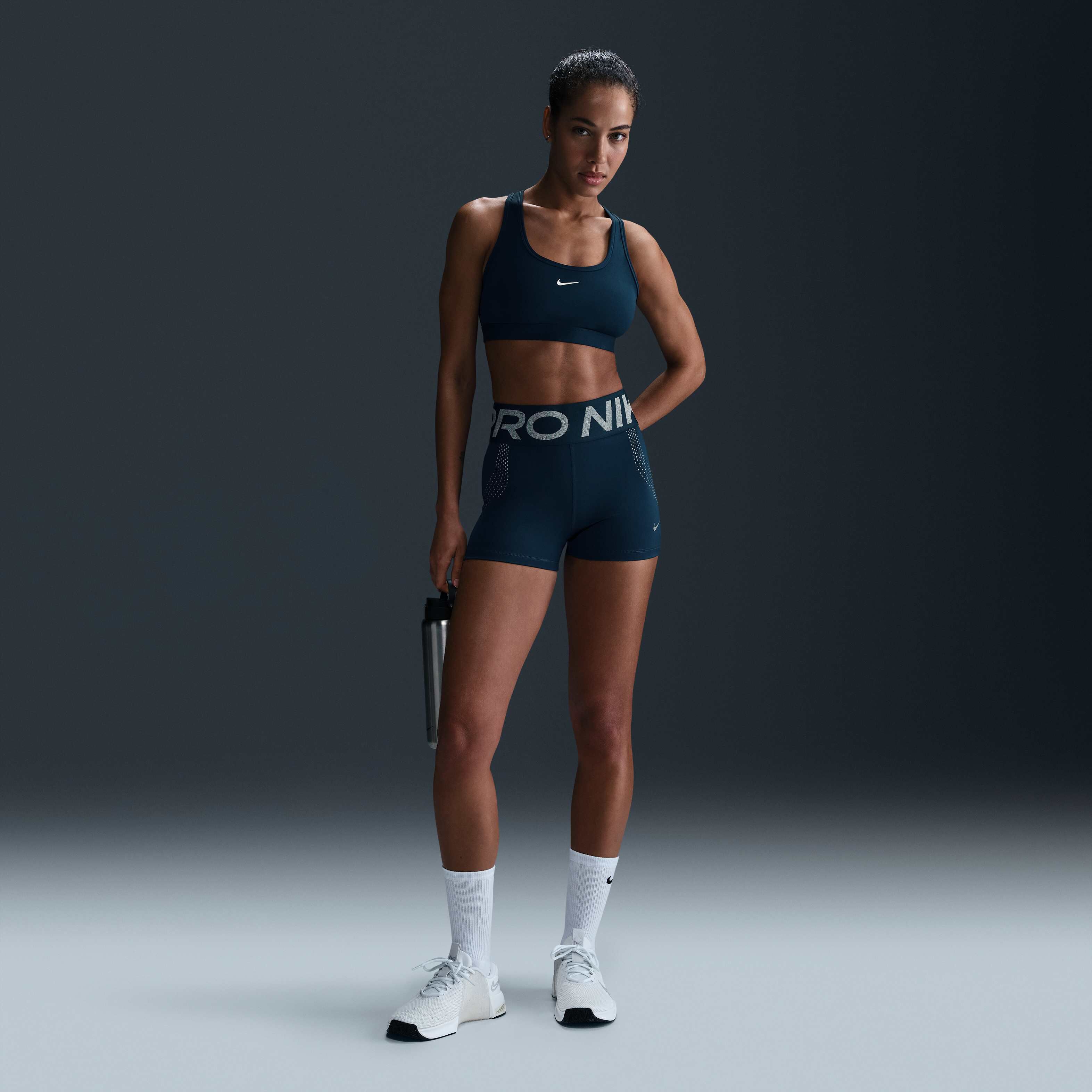 Nike Pro Sculpt image number 0