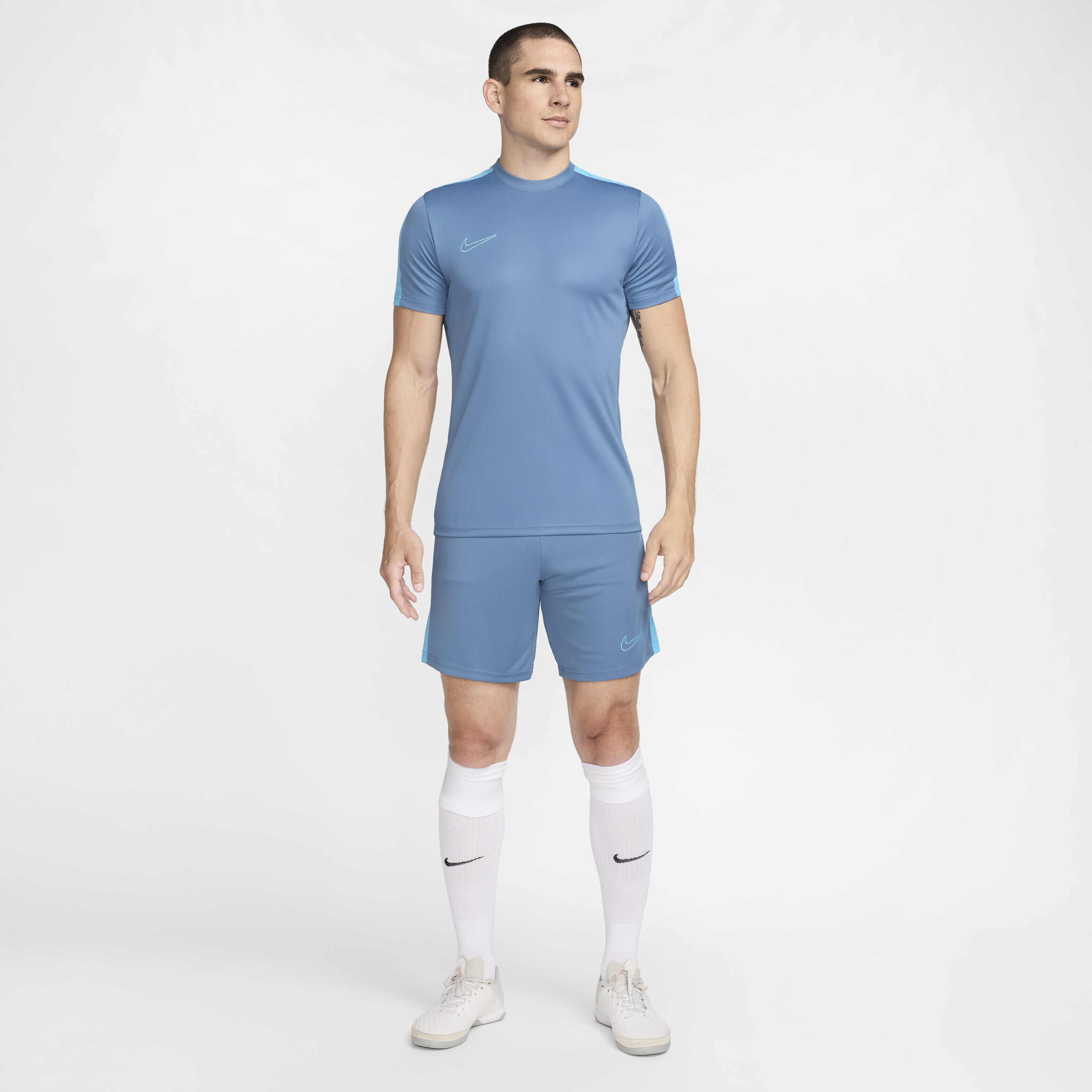 Nike Academy image number 4