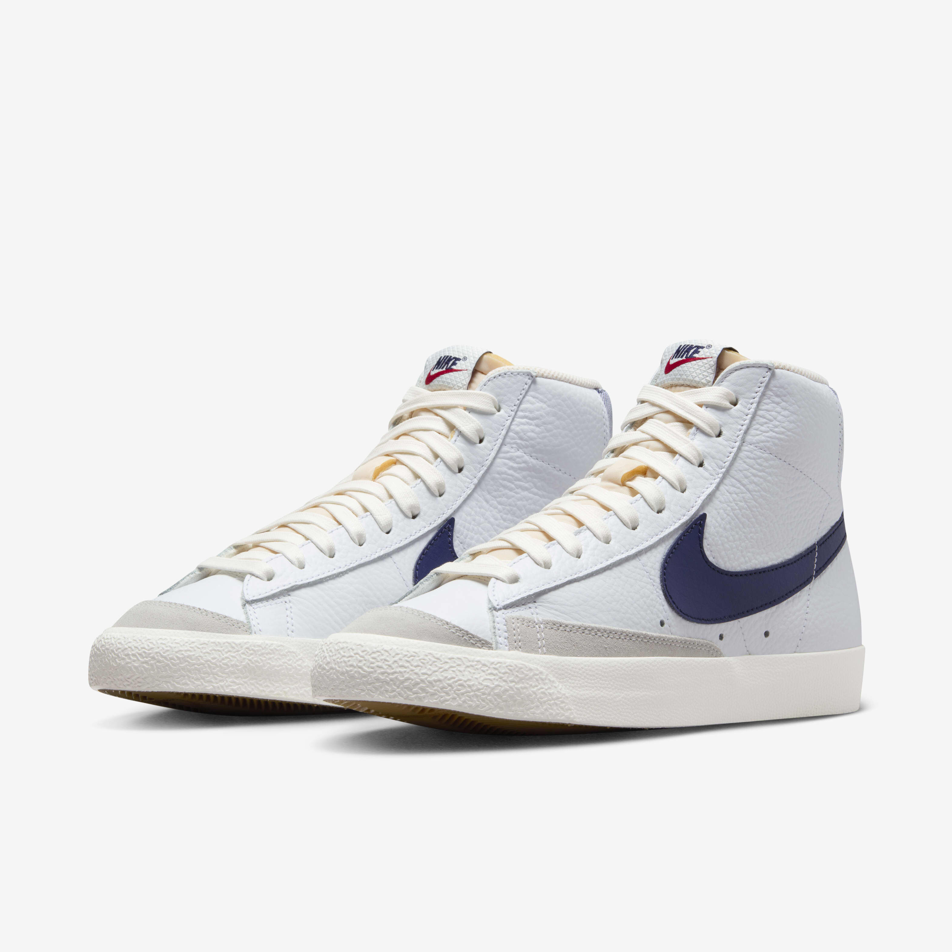 Nike Blazer Mid '77 image number 4