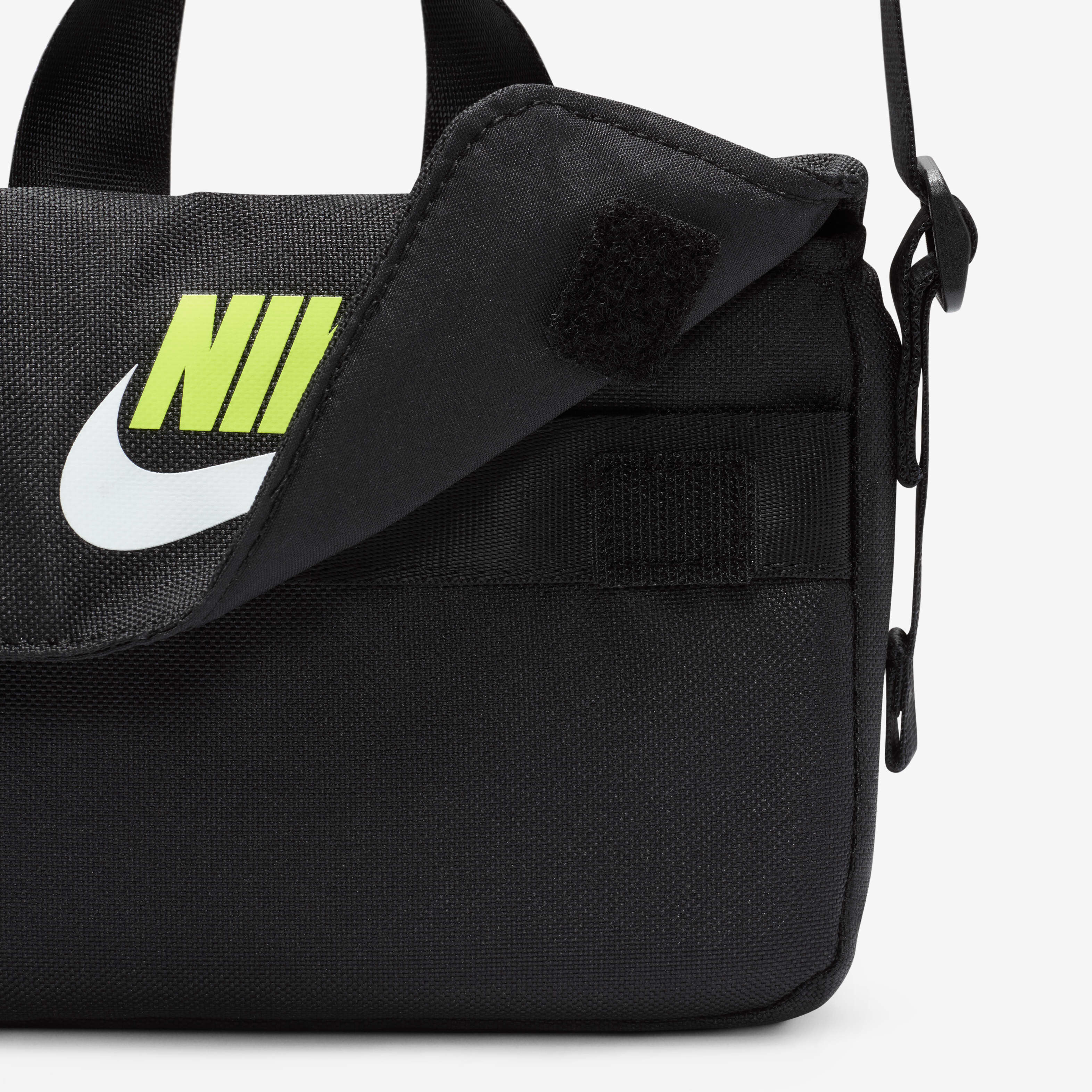 Buy Nike Kids Cross Body Bag 1L Nike Qatar Official