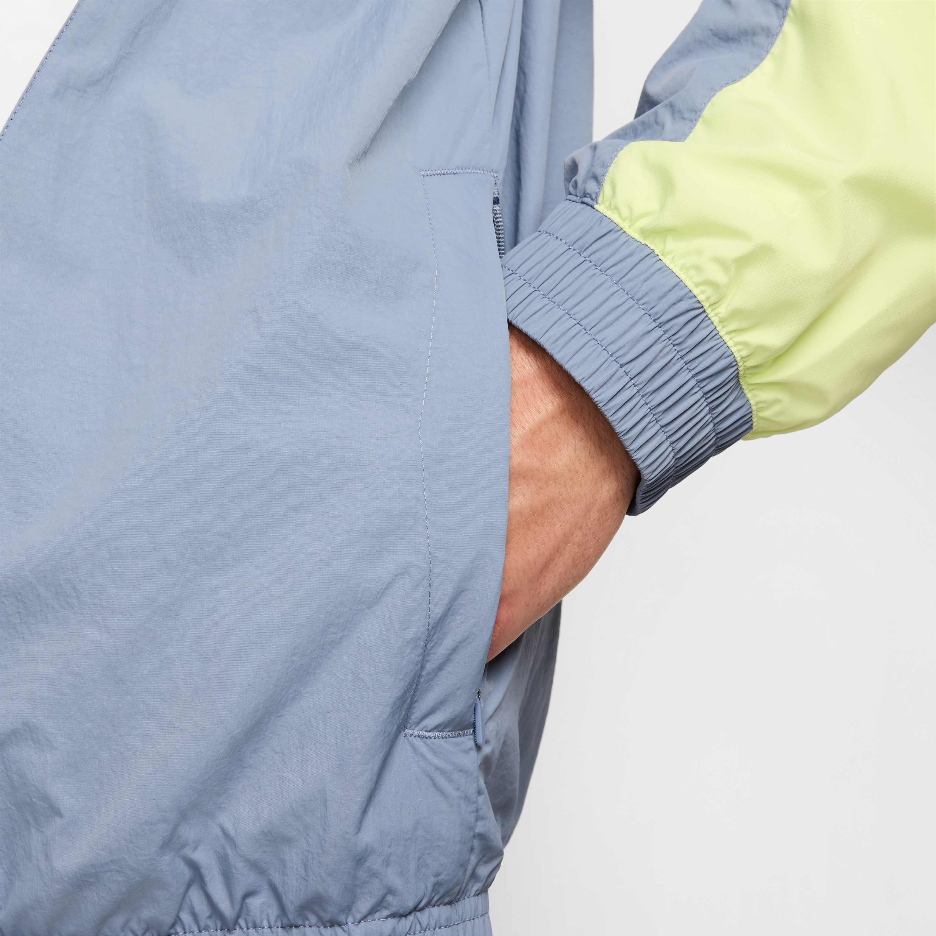 نايكي سبورتسوير image number 5