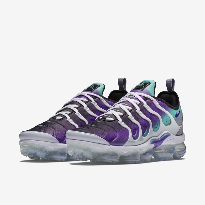 Buy Nike Air VaporMax Plus Men's Shoes White/Aurora Green/Black