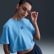 نايكي سبورتسوير