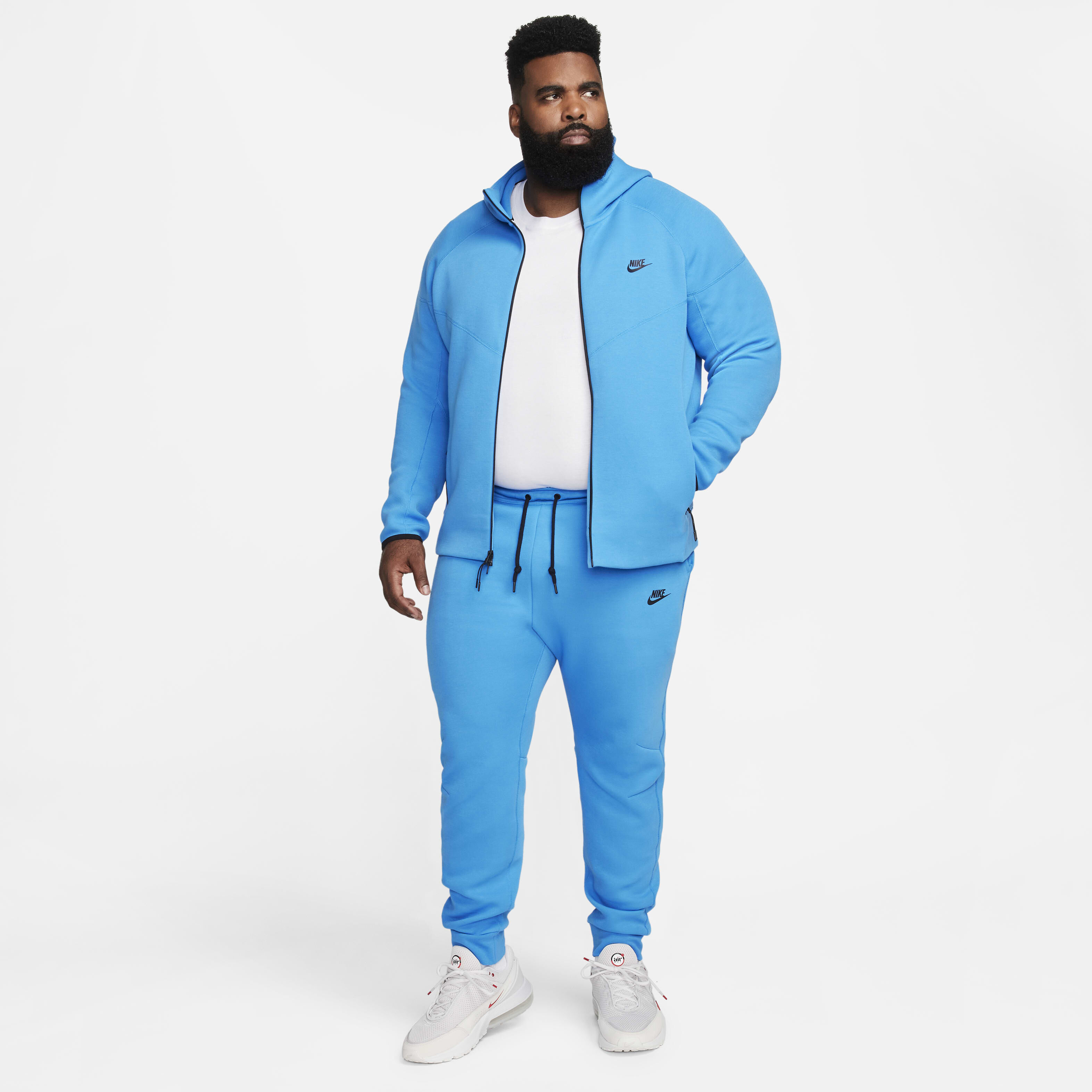 Buy Nike Sportswear Tech Fleece Men s Joggers Nike Qatar Official