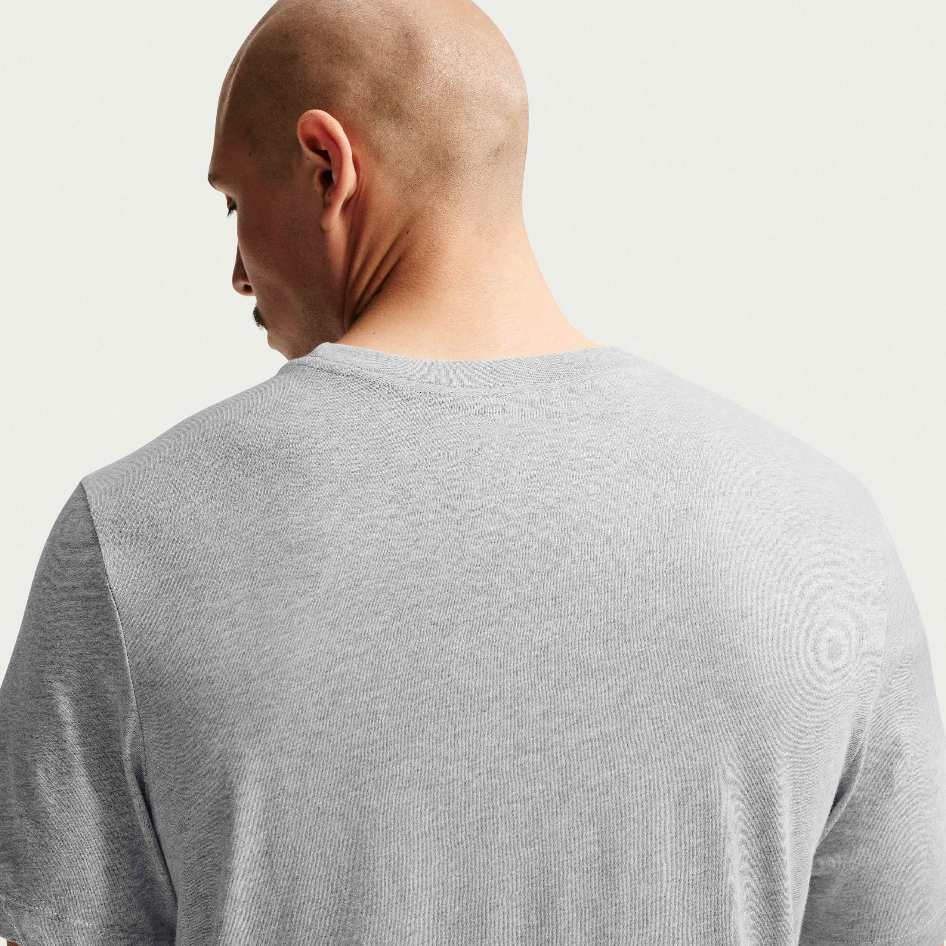 تيشيرت سبورتسوير فيوتشورا image number 1