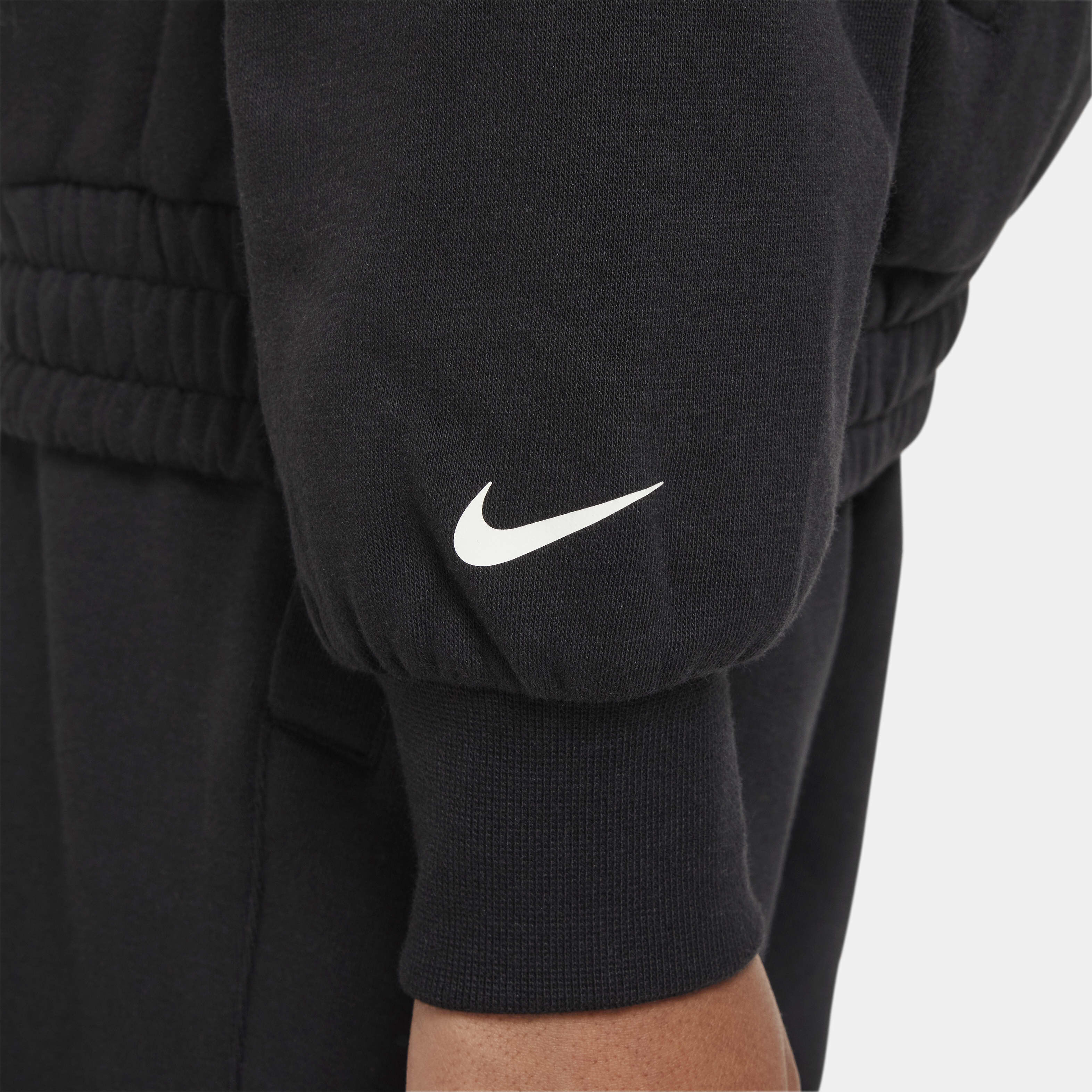 LeBron image number 4