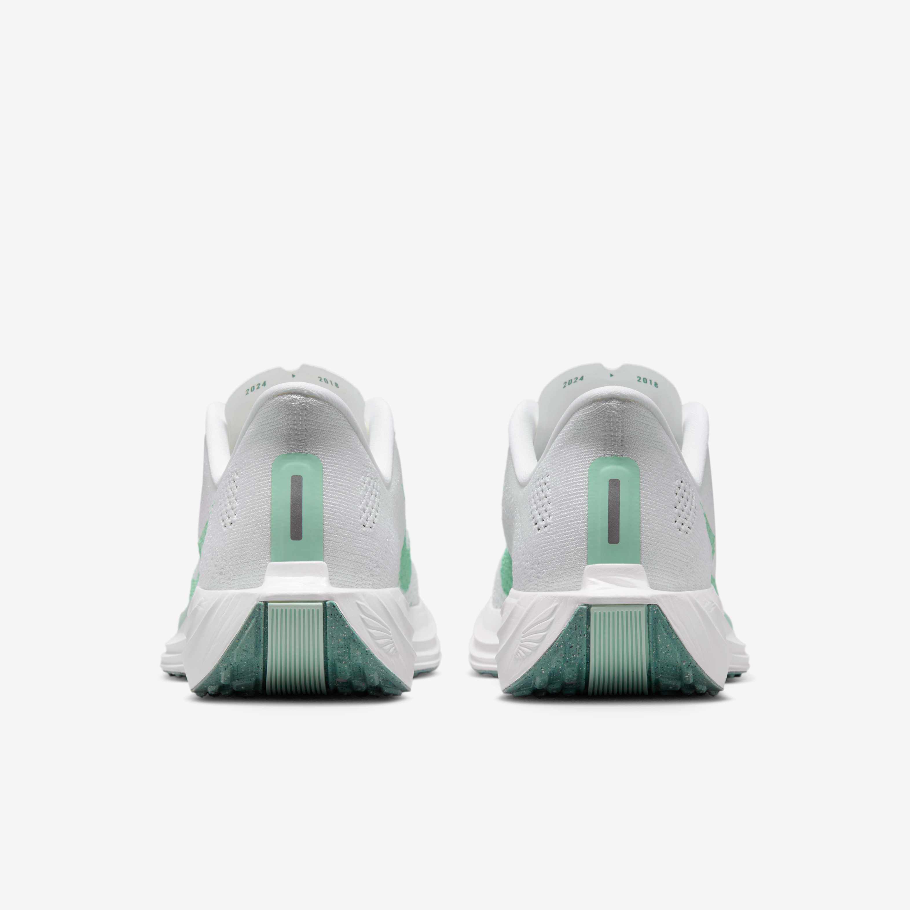 Nike Pegasus Plus image number 5