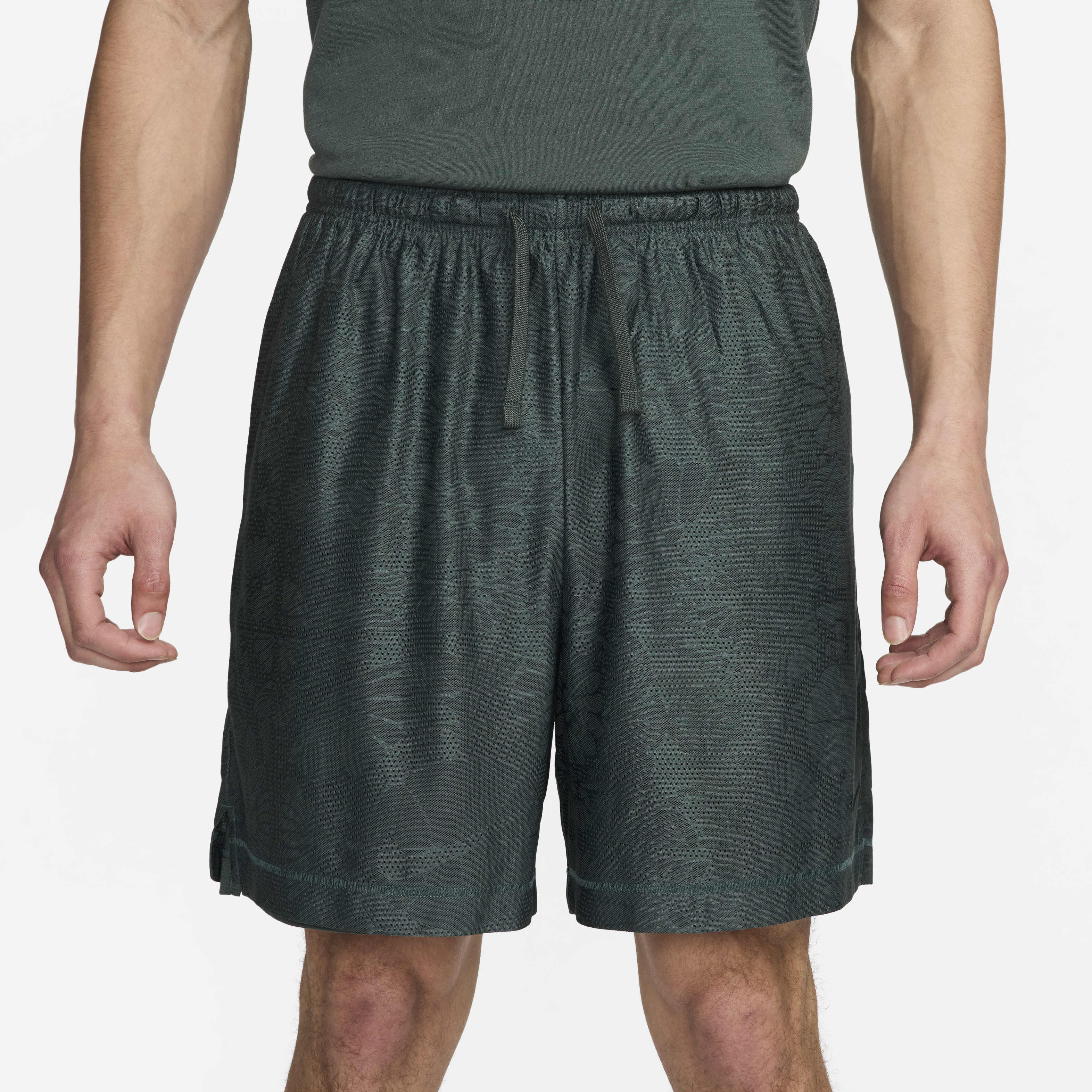 Nike Standard Issue image number 1