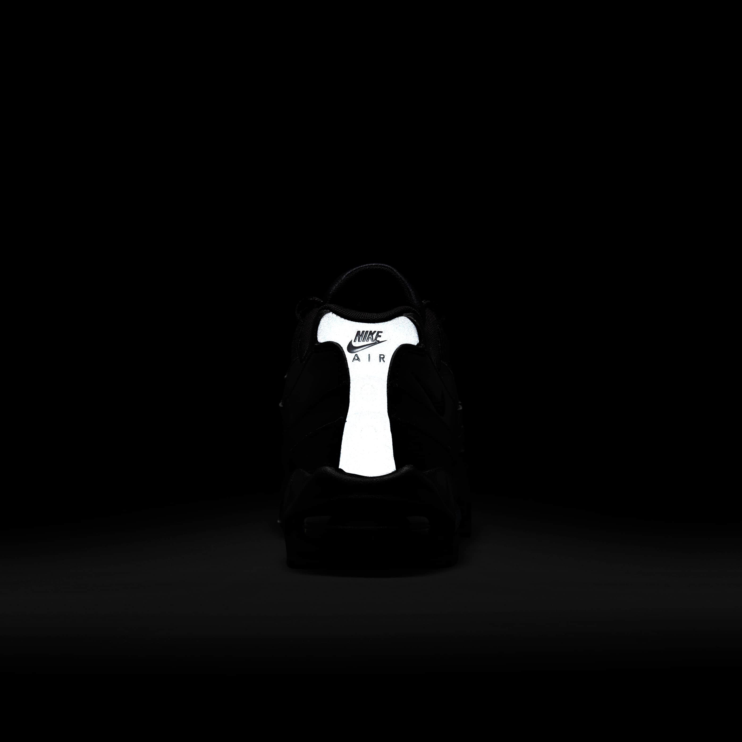 Nike Air Max 95 'Big Bubble' image number 9