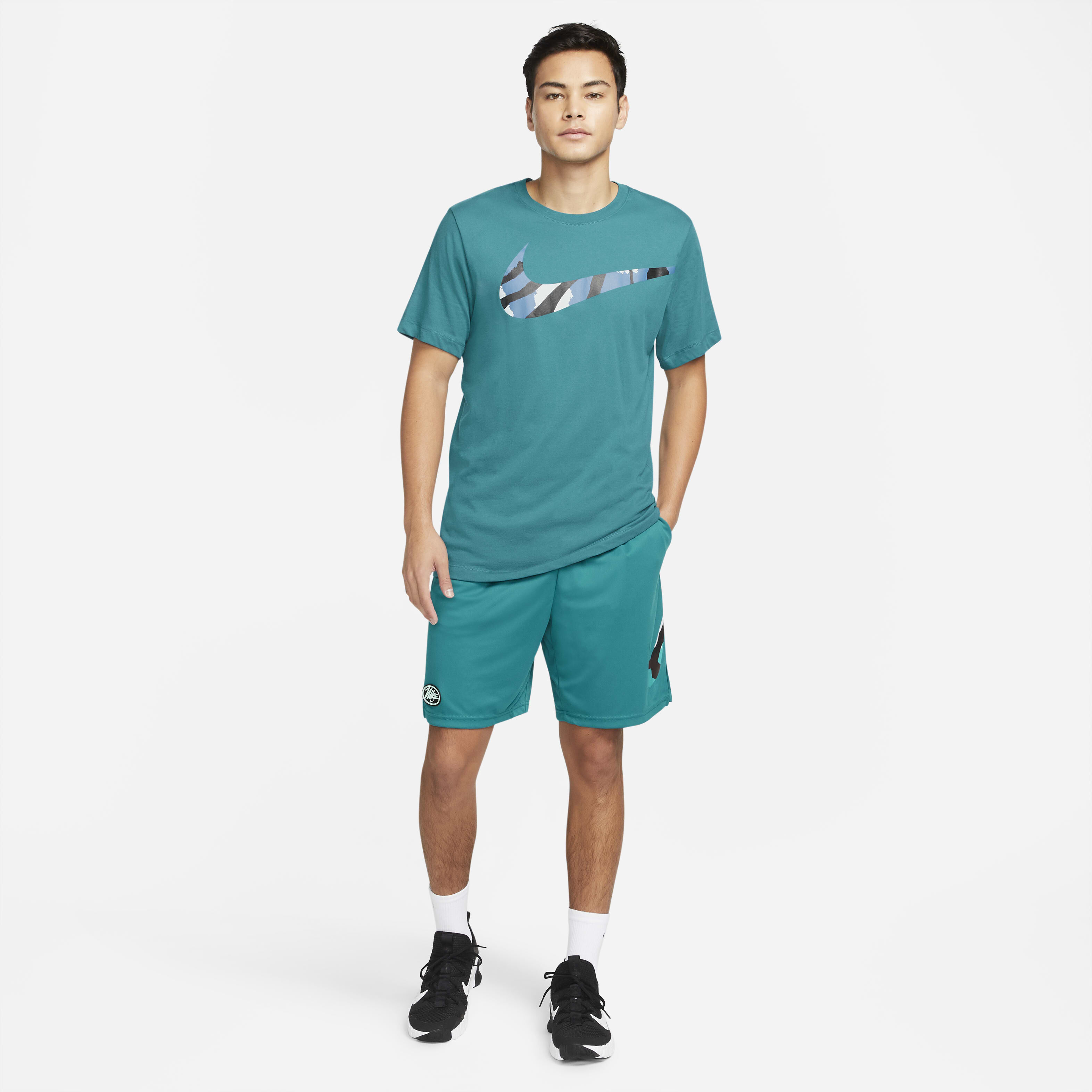 نايكي سبورت كلاش image number 6