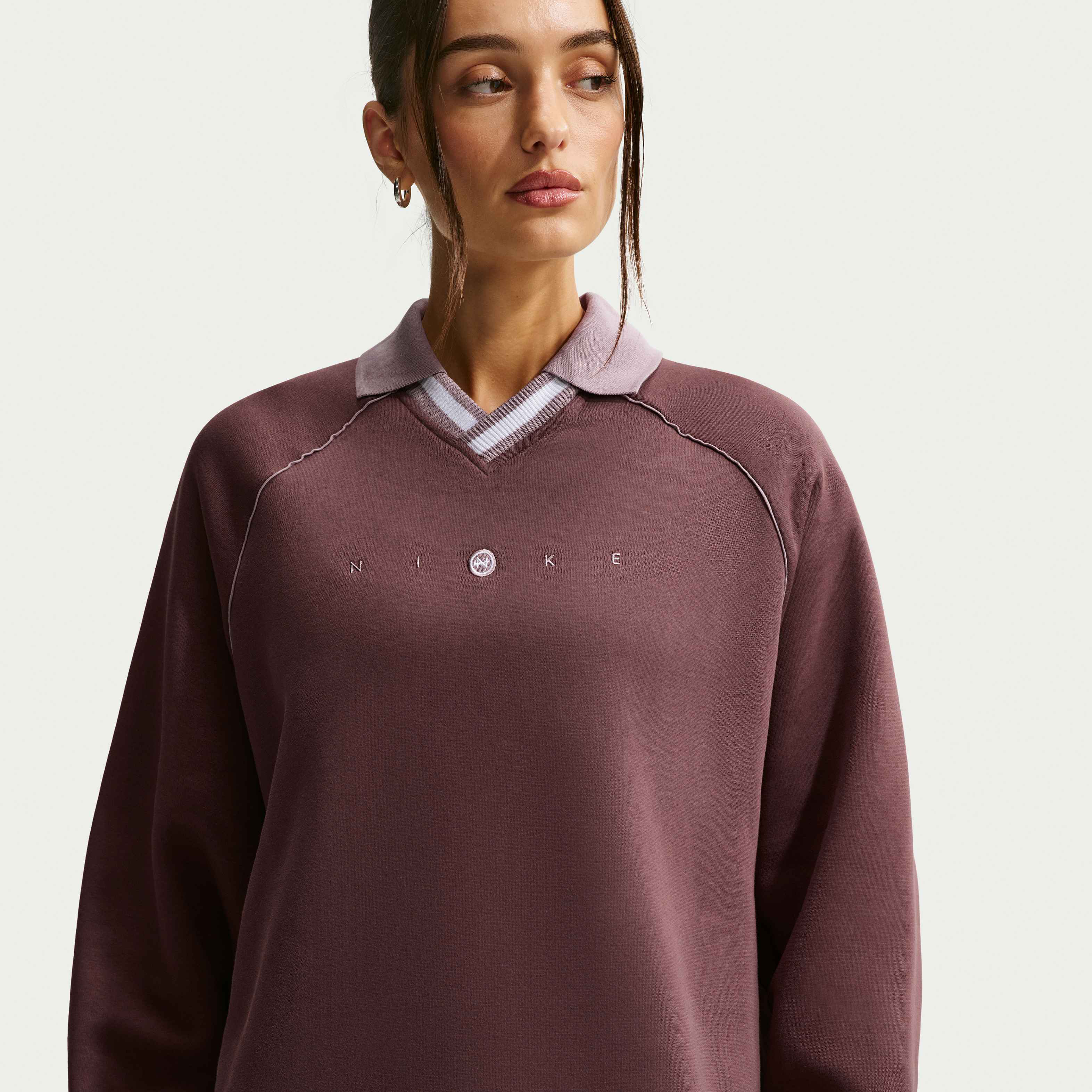 نايكي سبورتسوير فينيكس فليس image number 0