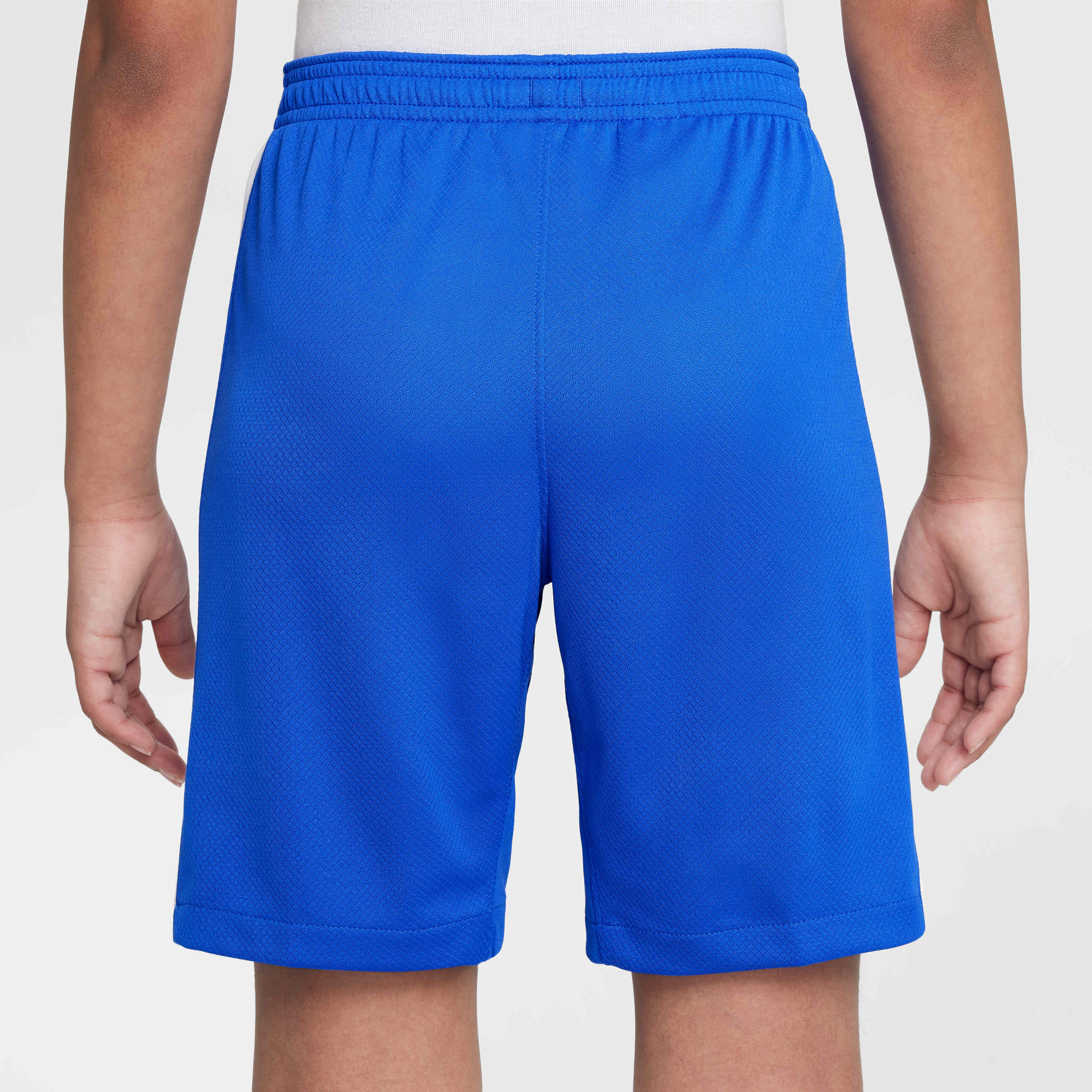 إنجلترا 2025/26 ستيديوم الأساسي image number 2