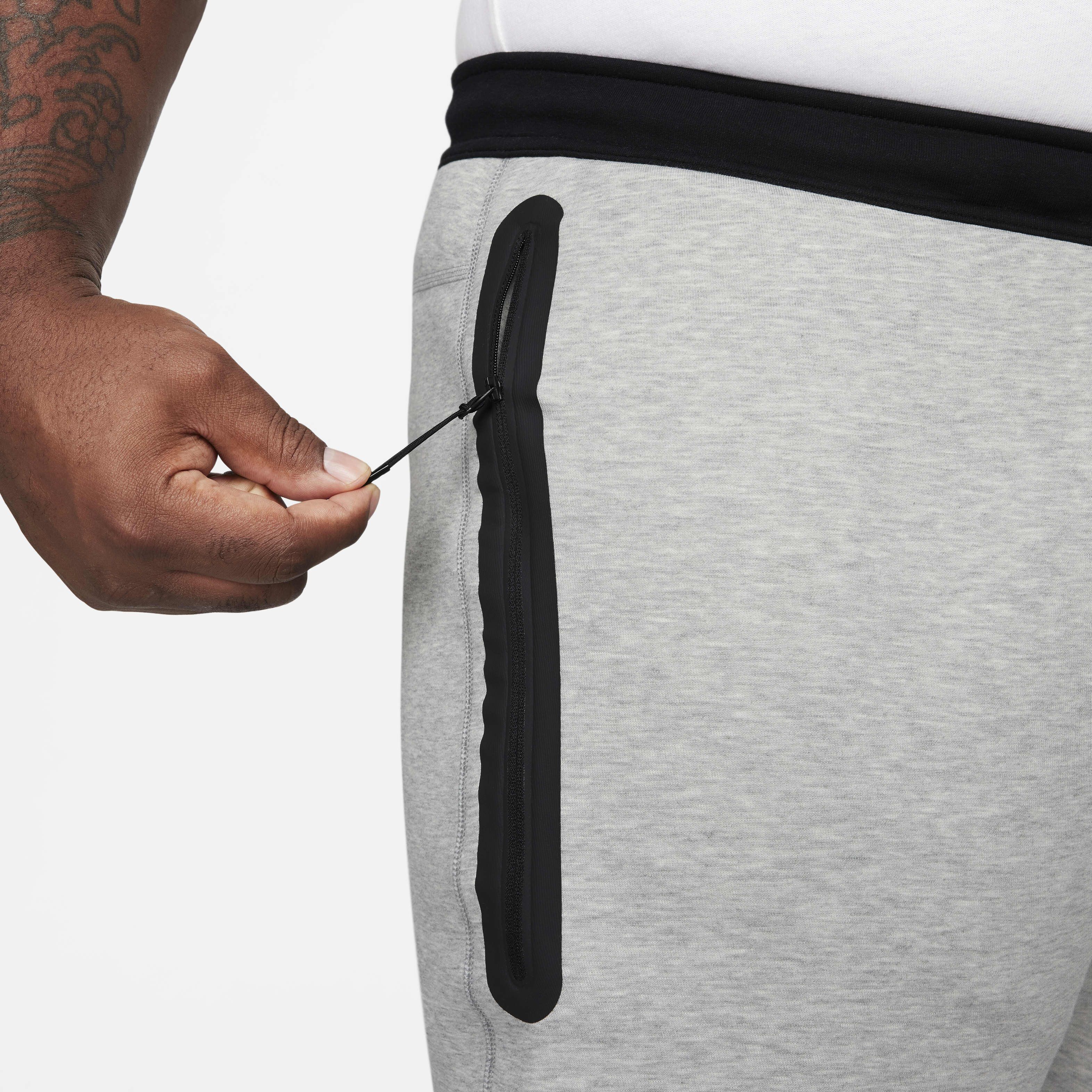 Buy Nike Sportswear Tech Fleece Men s Joggers Nike Qatar Official
