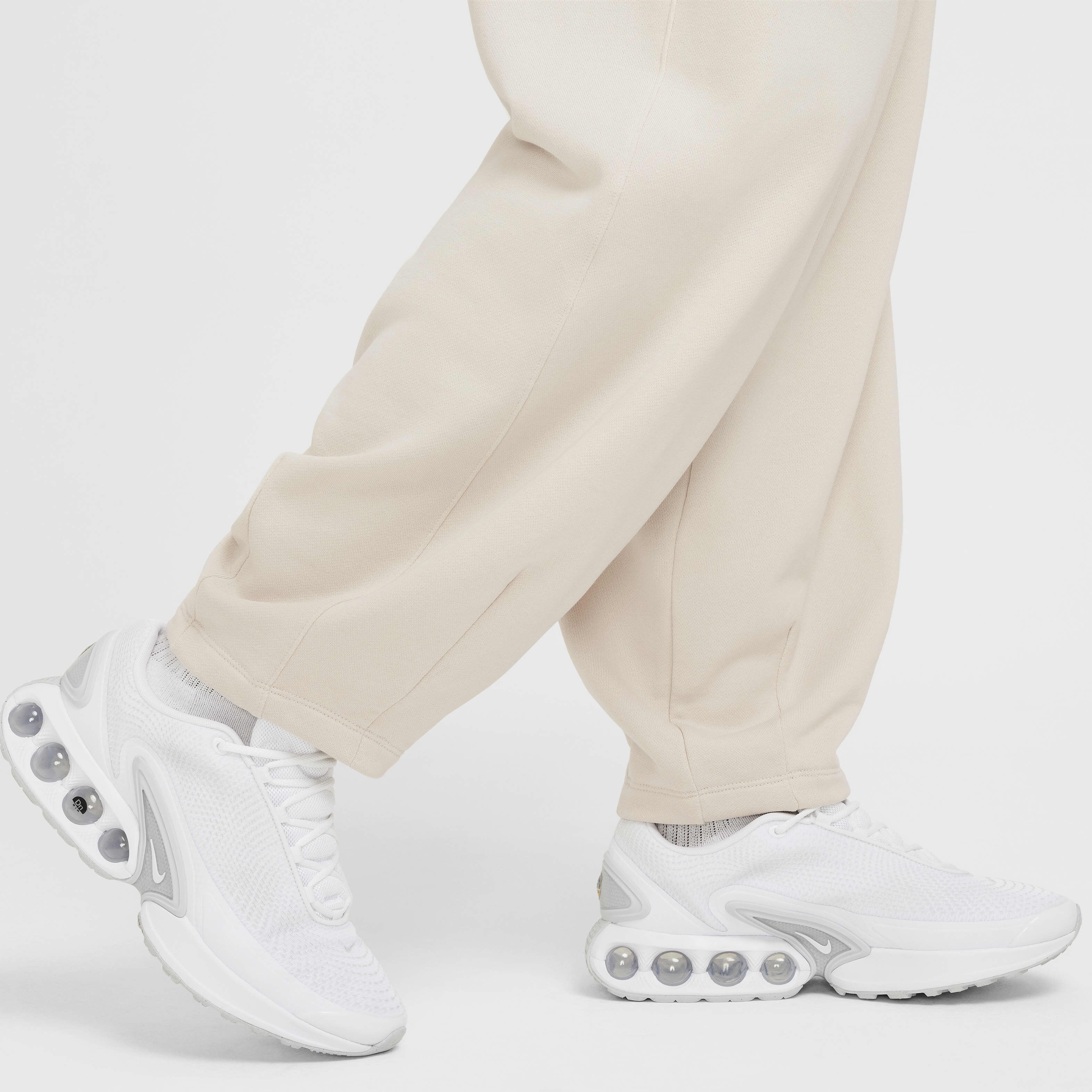 Nike Club Fleece image number 7