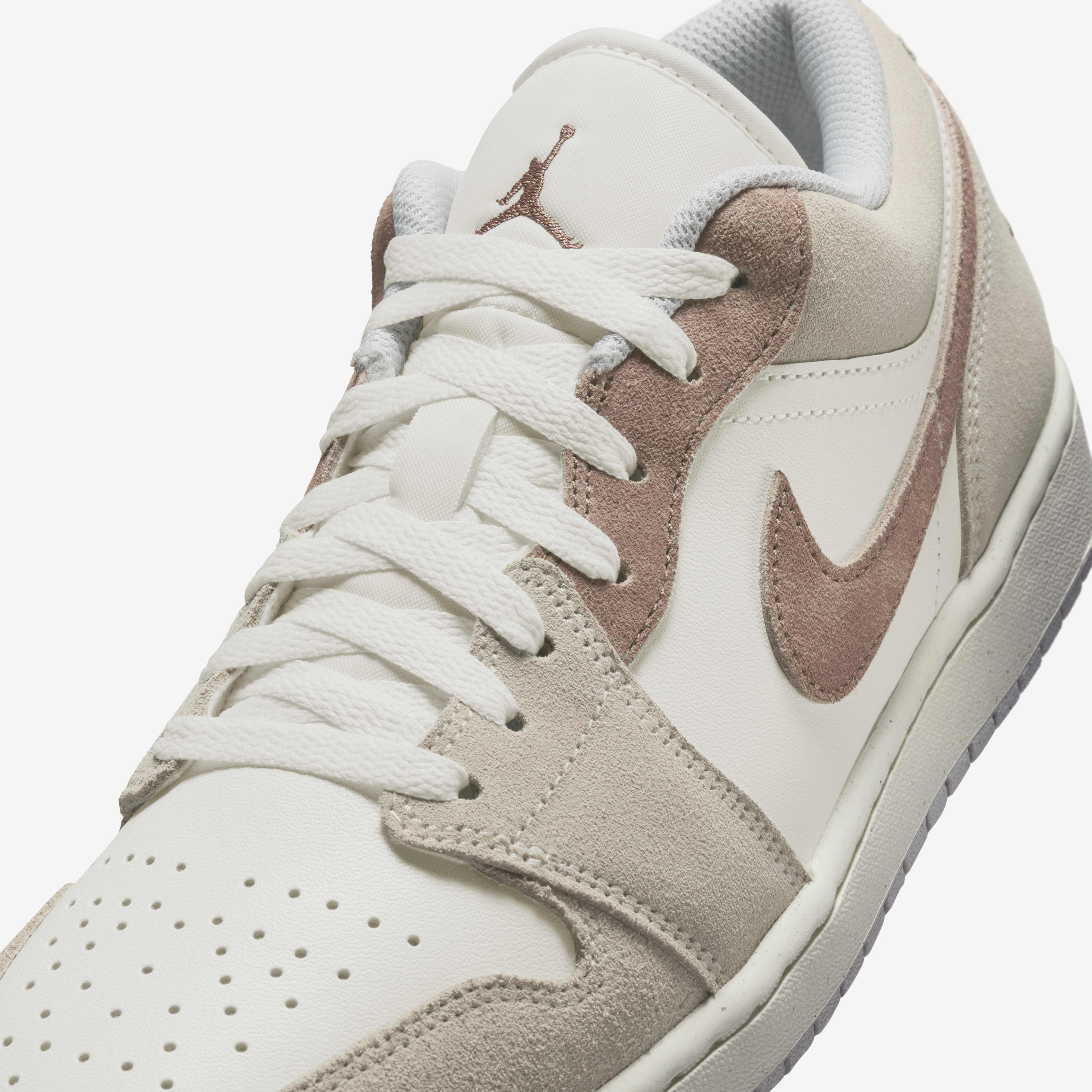 Buy Air Jordan 1 Low SE Men s Shoes Nike Qatar Official