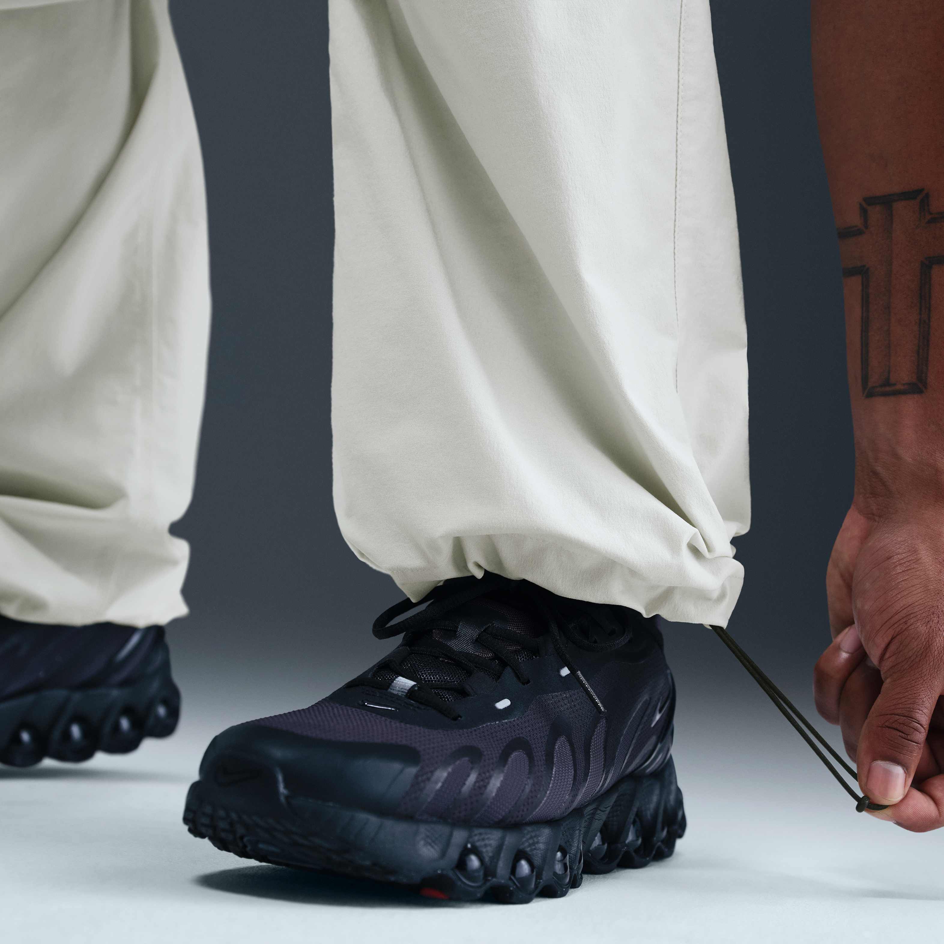 Nike Tech image number 5