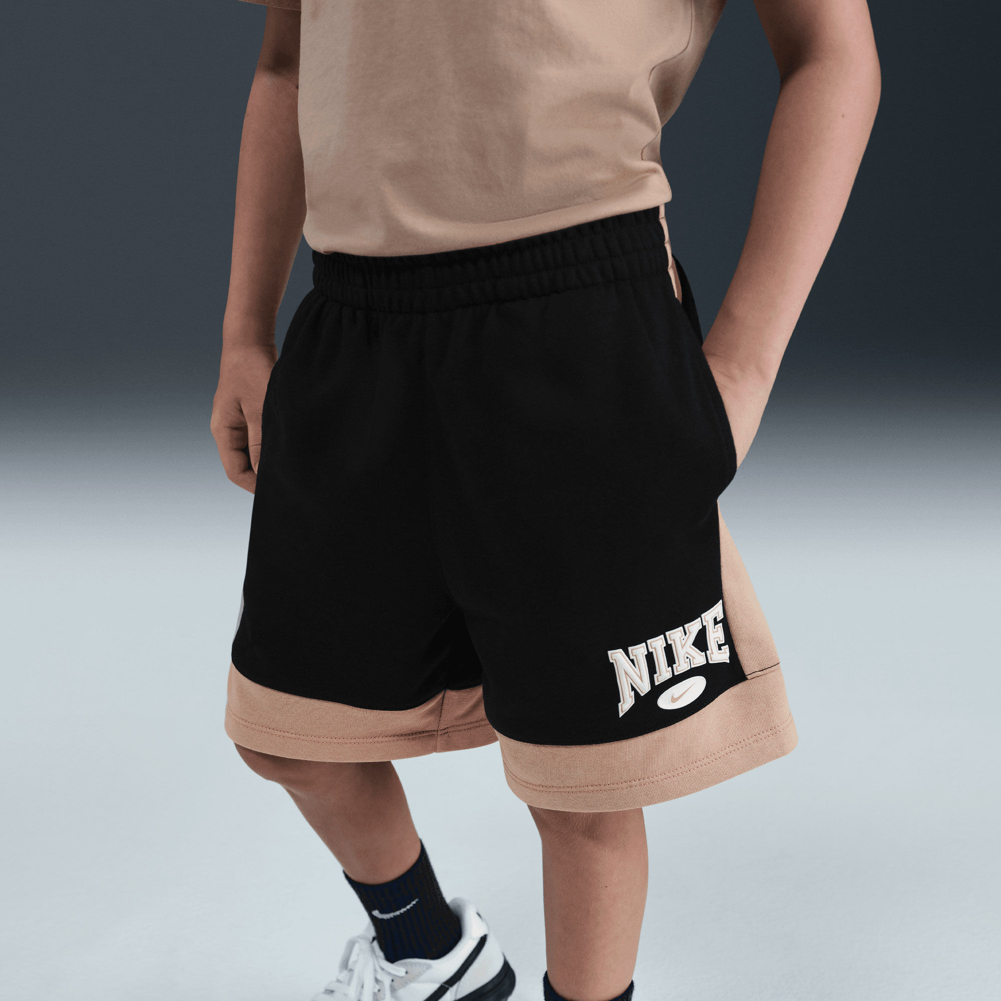 Nike Game Day Essentials image number 1