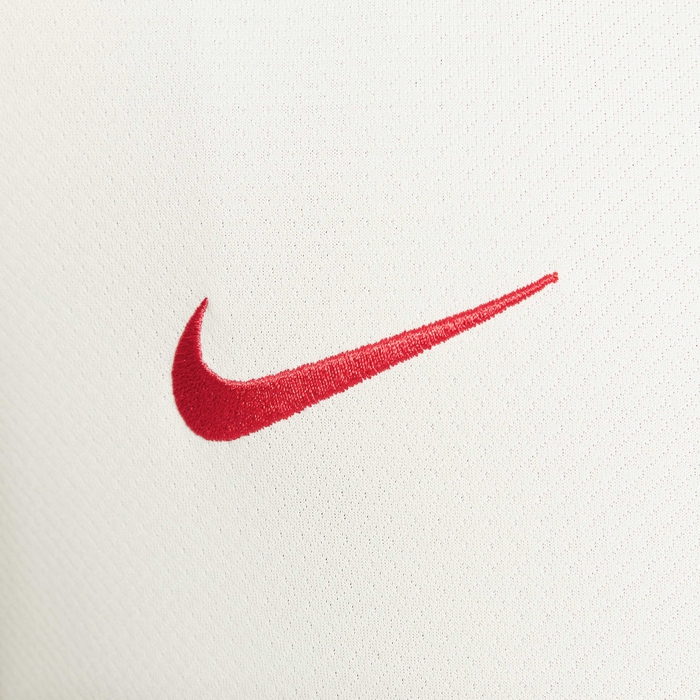 Liverpool F.C. Strike Special Edition image number 3 Liverpool F.C. Strike Special Edition image number 3