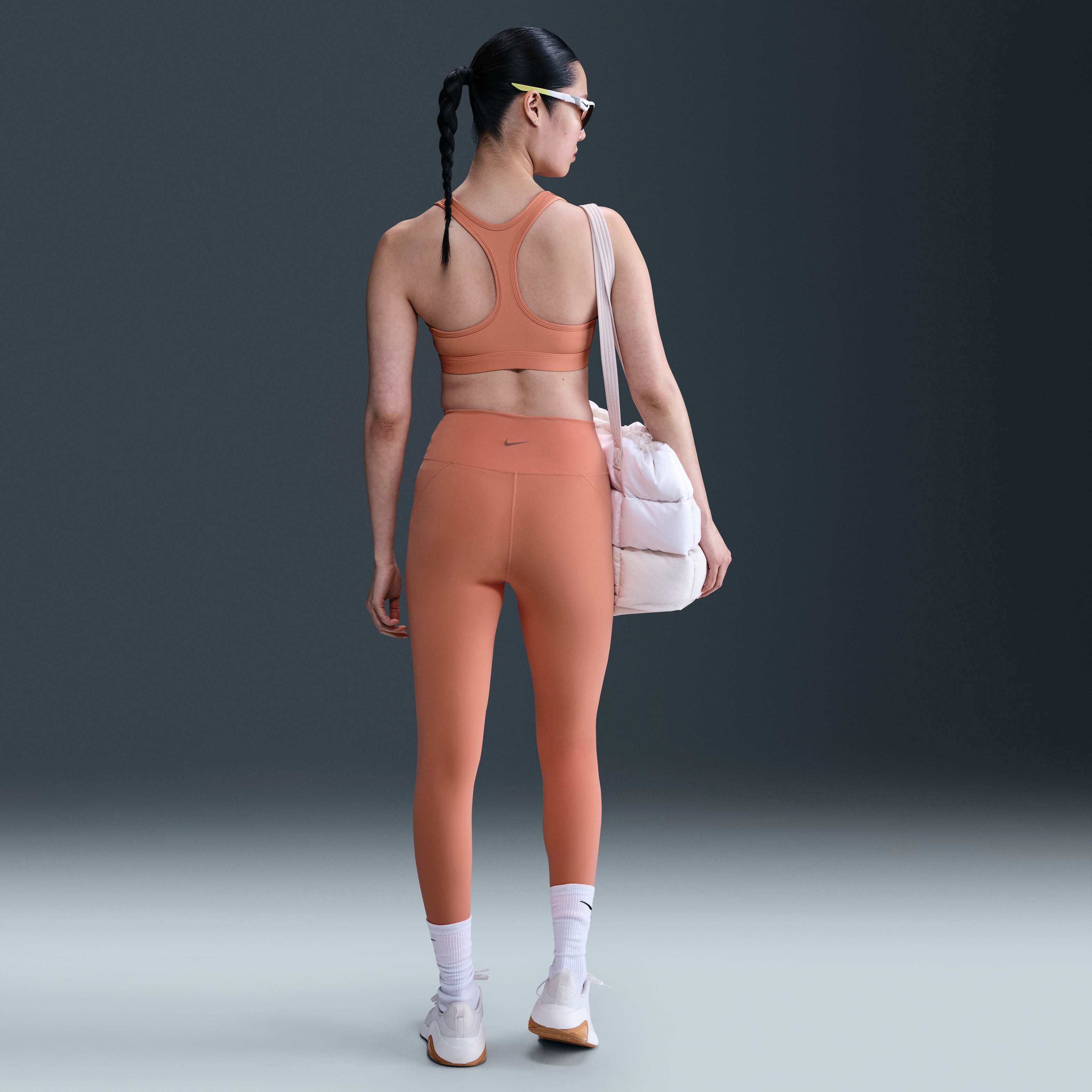 نايكي سووش لايت سابورت image number 4