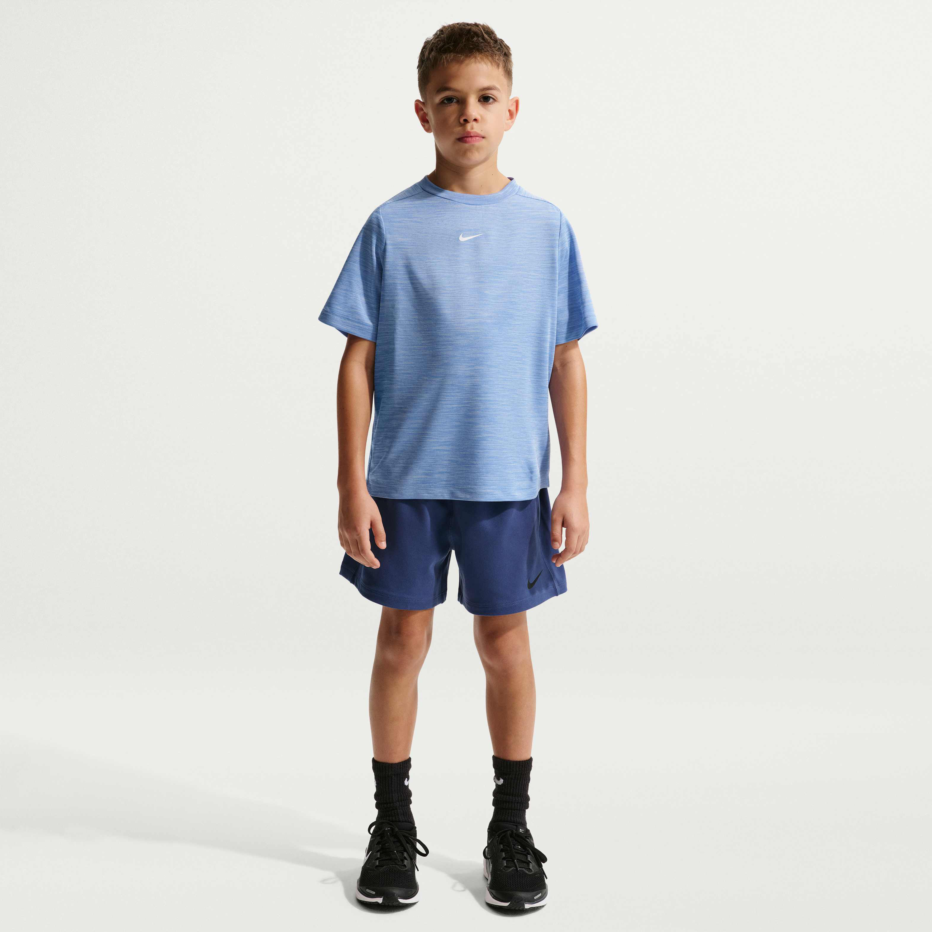 نايكي مالتي image number 3