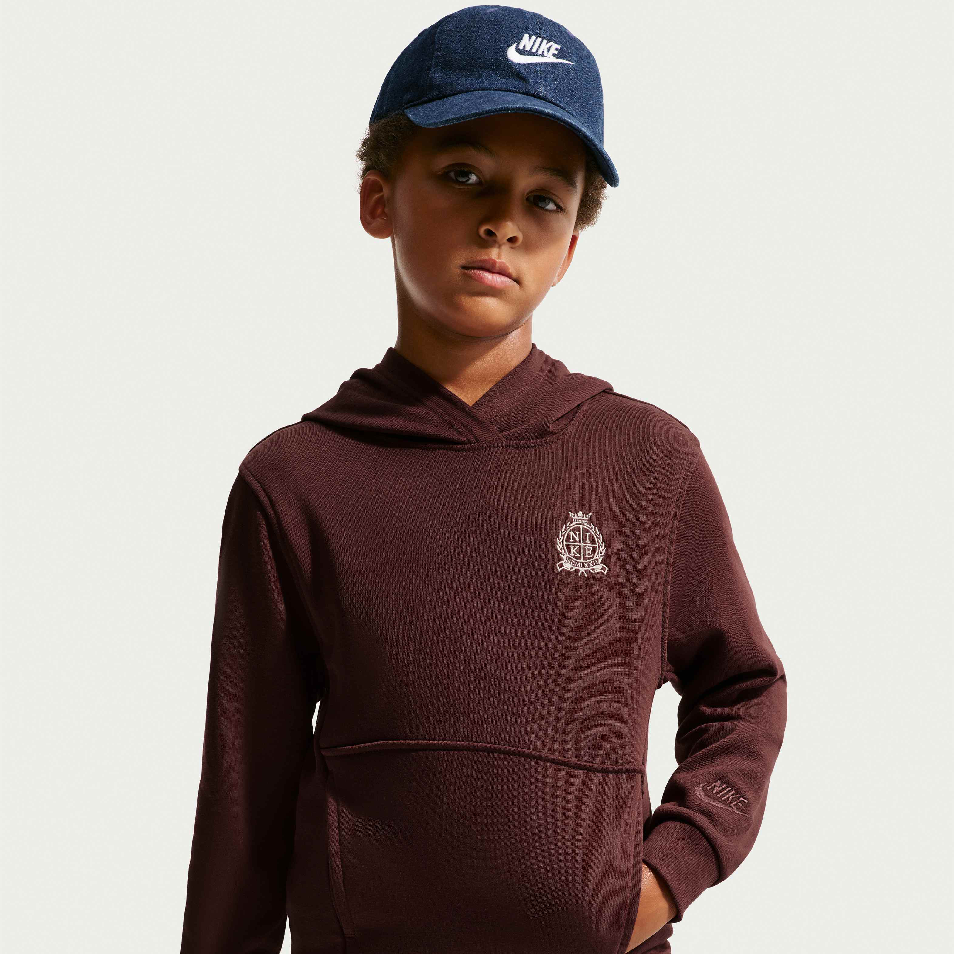 Nike Sportswear Club image number 2
