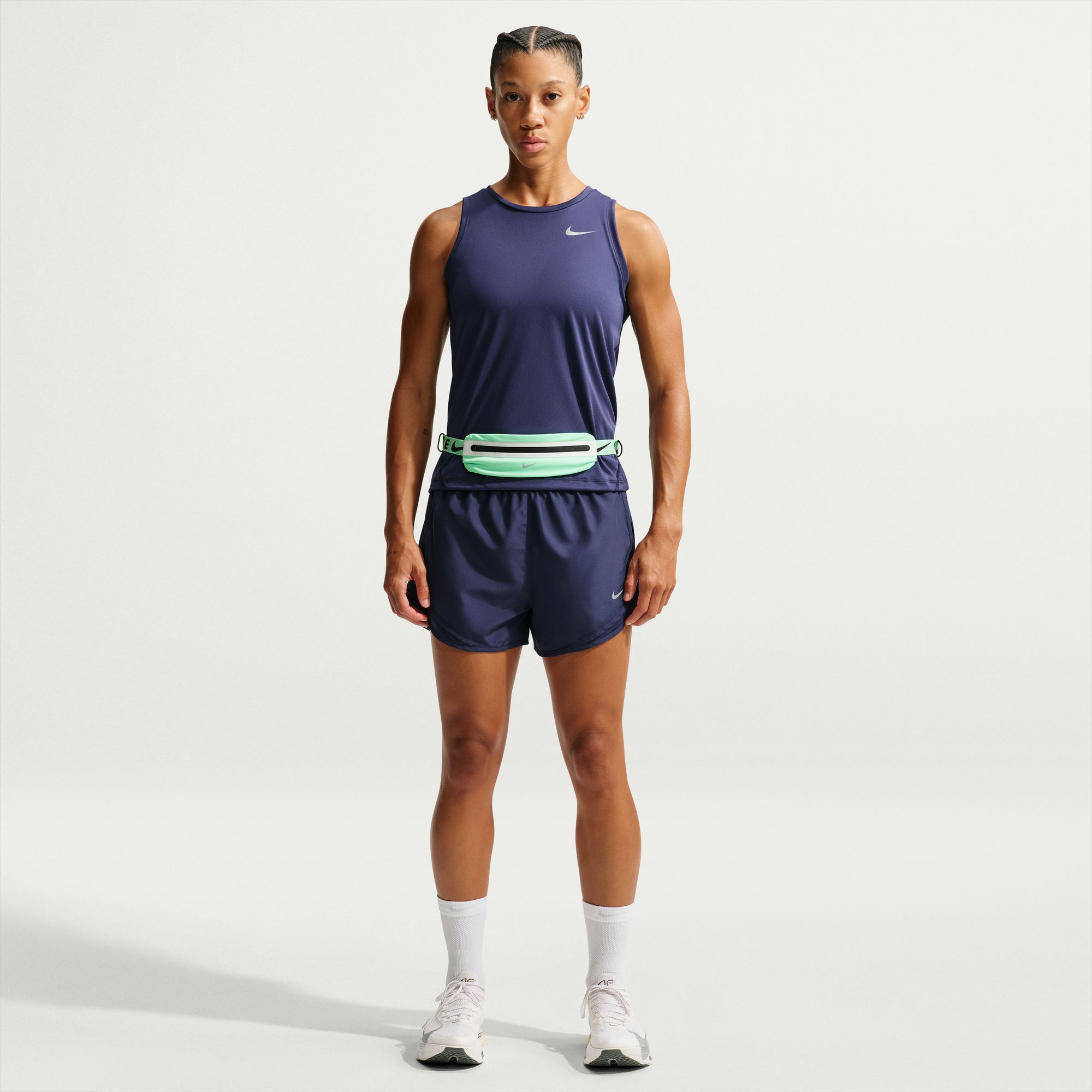 Nike image number 5
