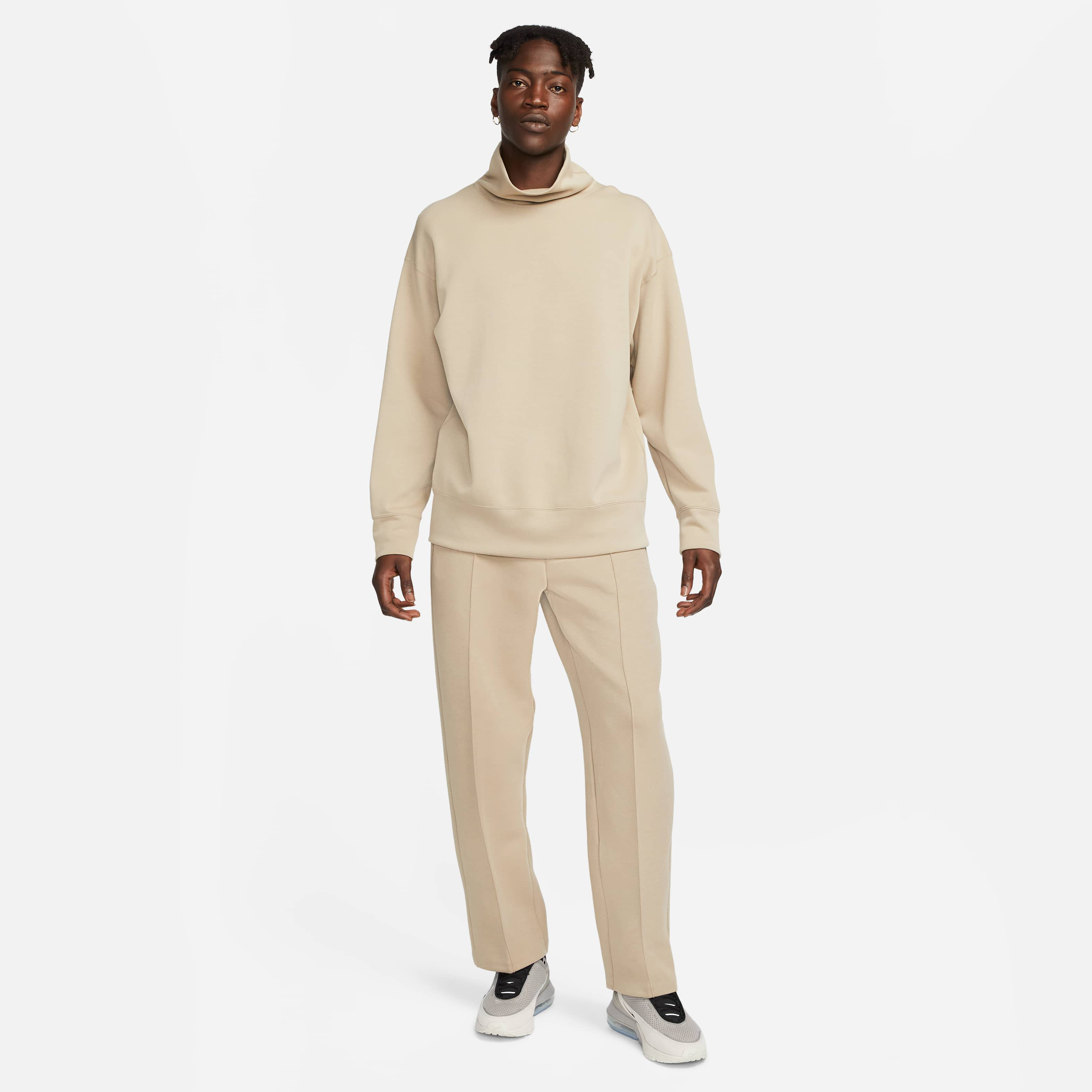 نايكي تك فليس ري-ايمادجيند image number 6