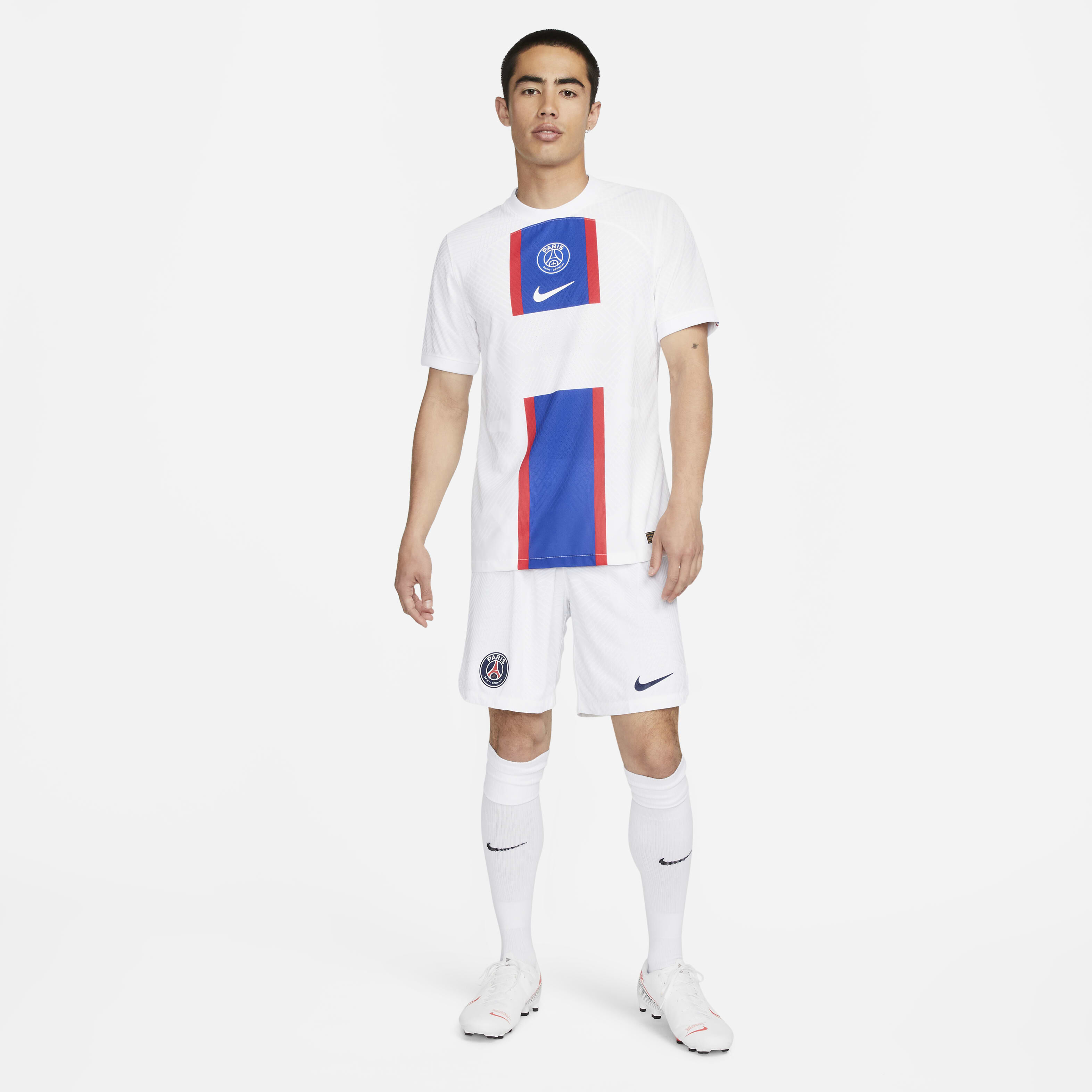 Paris Saint-Germain 2023/24 Match Home/Away image number 6