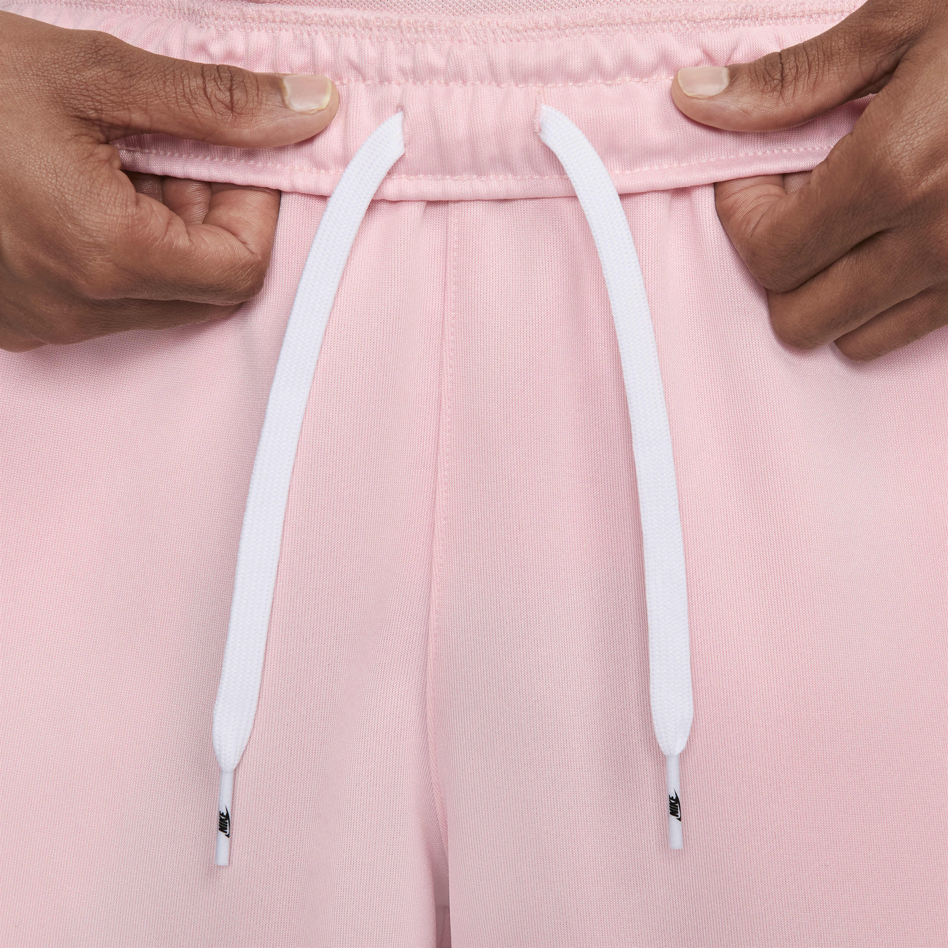 نايكي كلوب image number 6