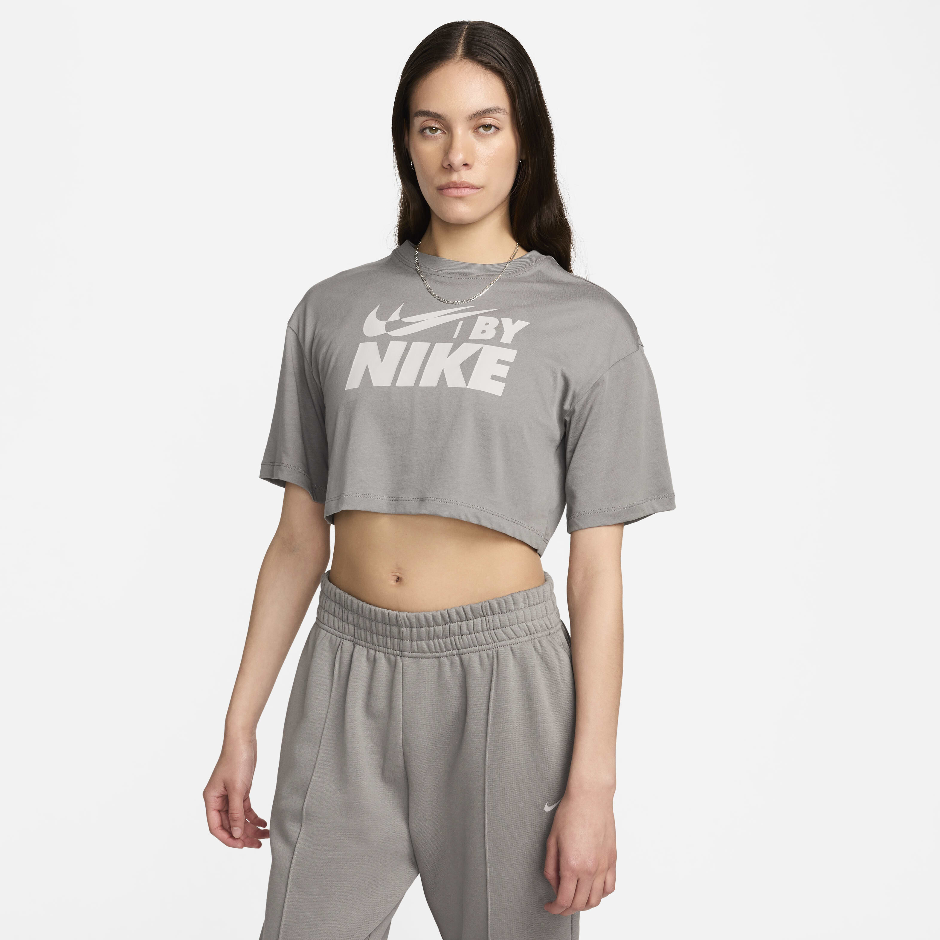 Nike Sportswear image number 0